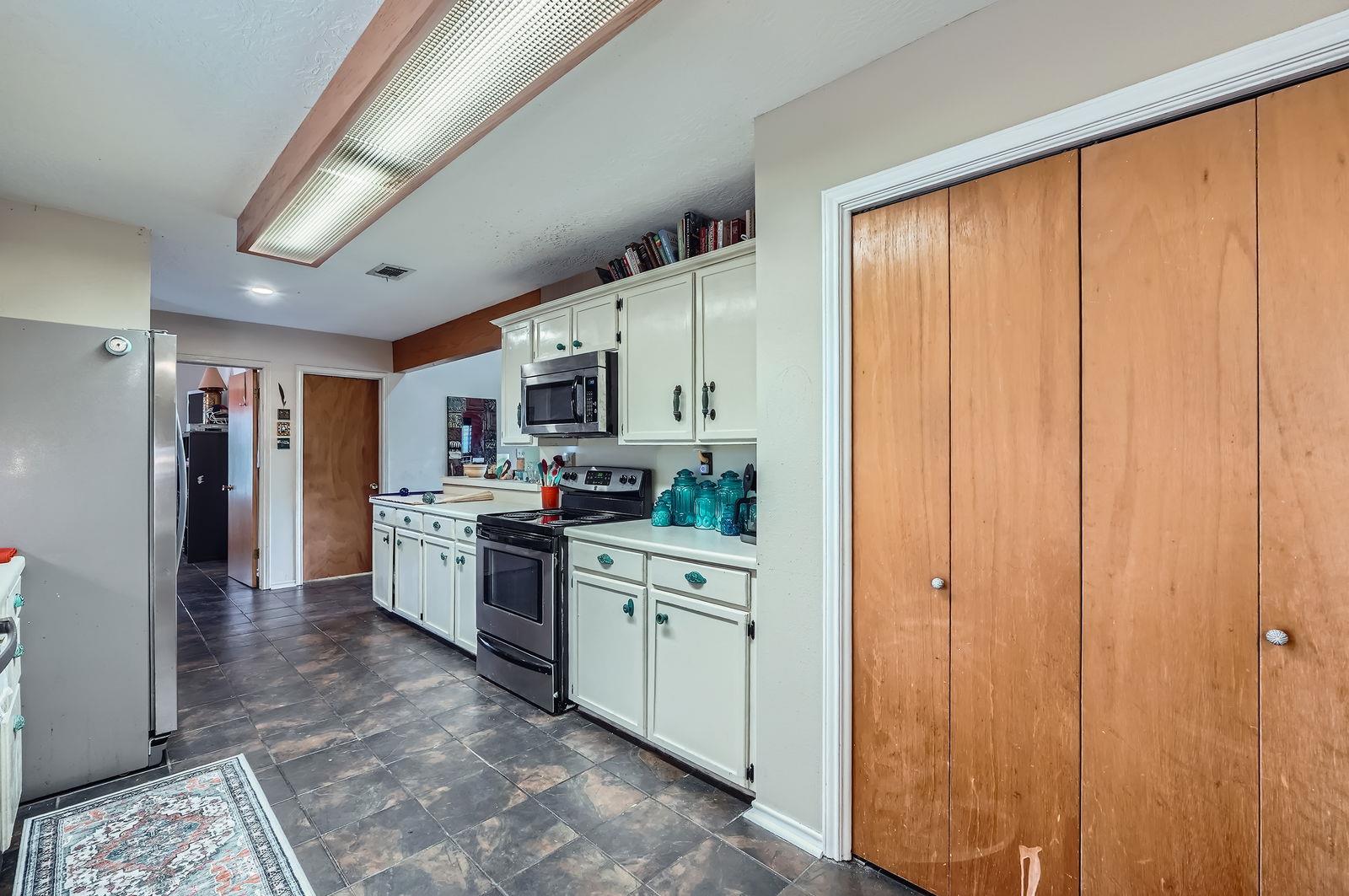 760 Skyline Ridge Lookout None Property Photo 13