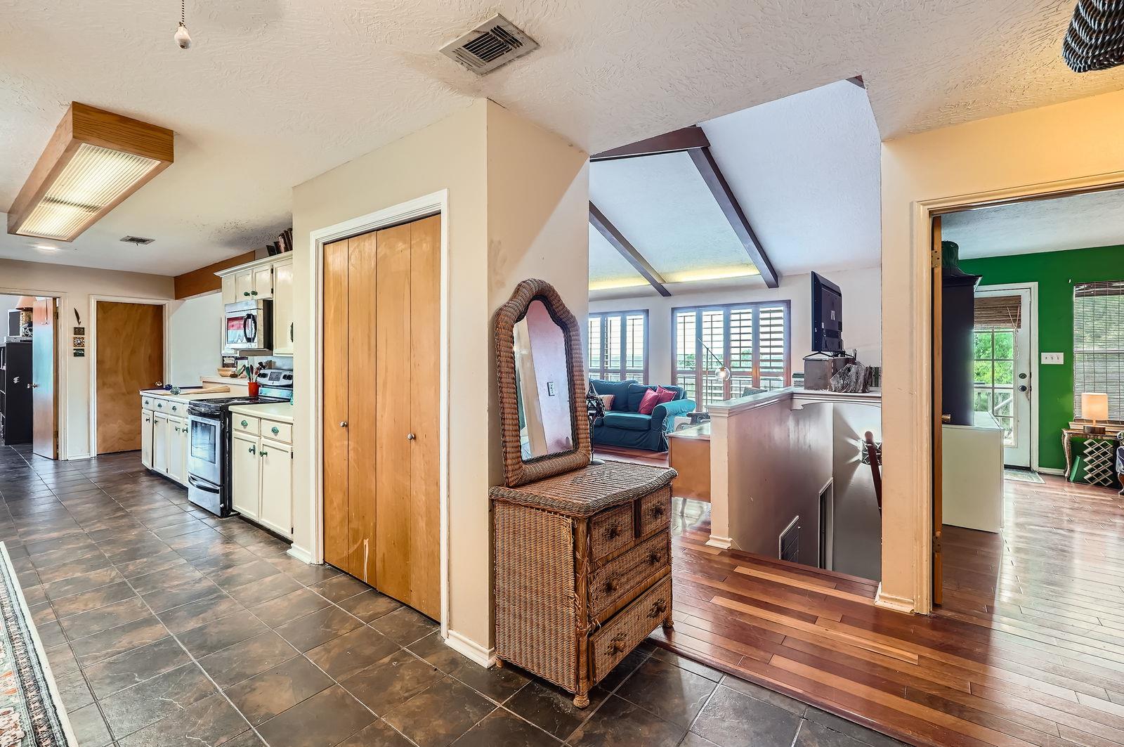 760 Skyline Ridge Lookout None Property Photo 14