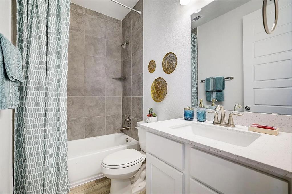 2027 Cora Ivy Ln Property Photo 13