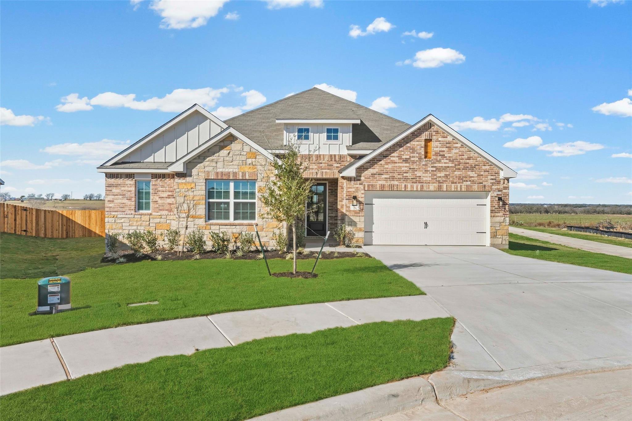 521 W Luna Blue Ln Property Photo