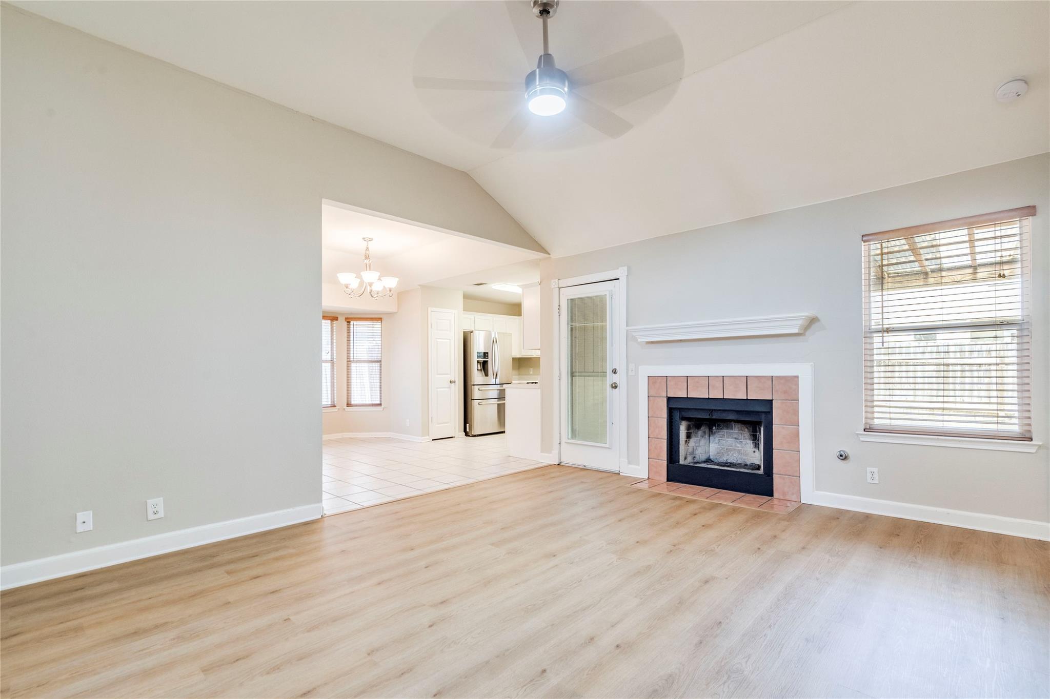 913 Jasmine Trl Property Photo 1