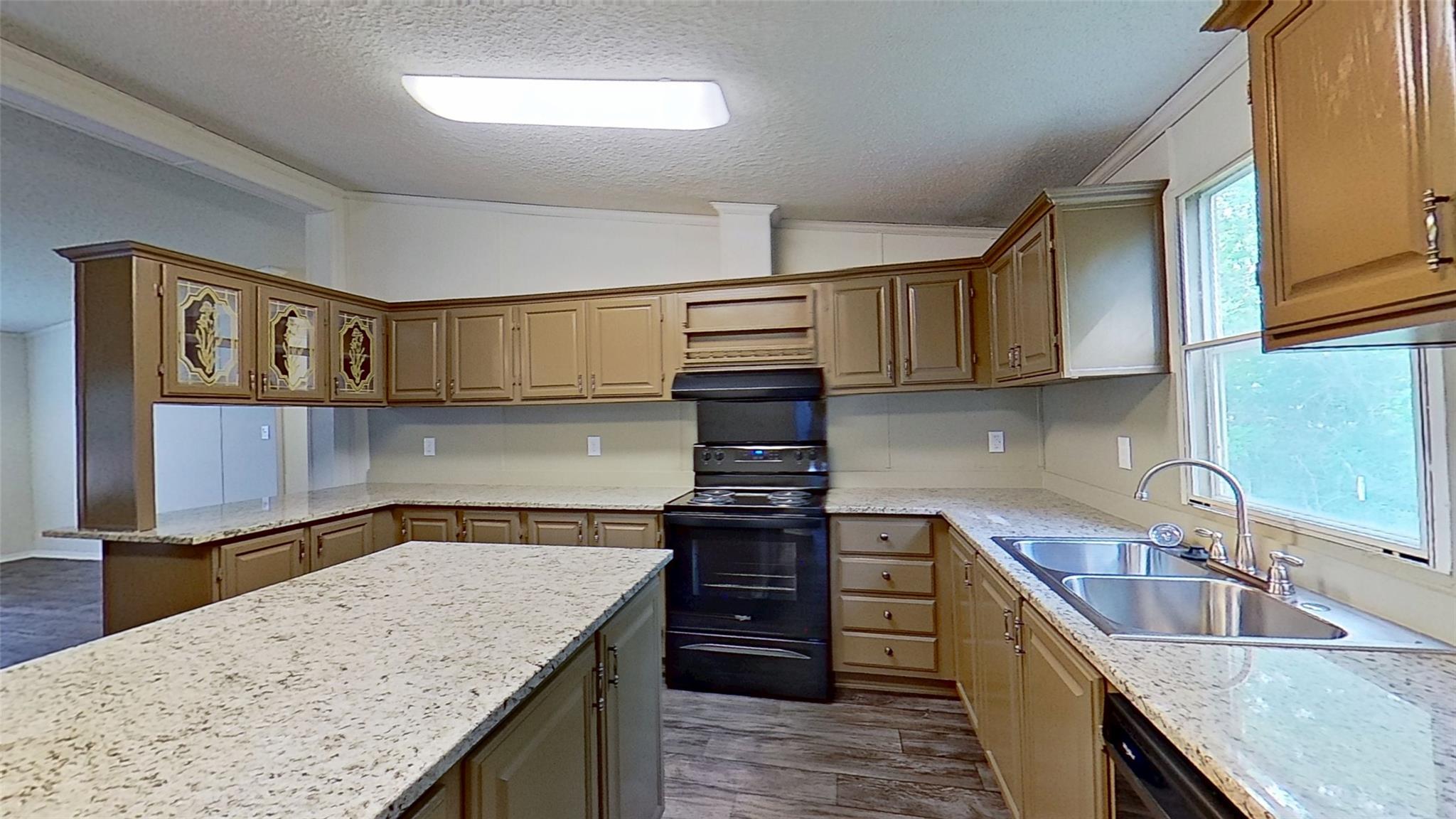 100 County Road 194 None Property Photo 13