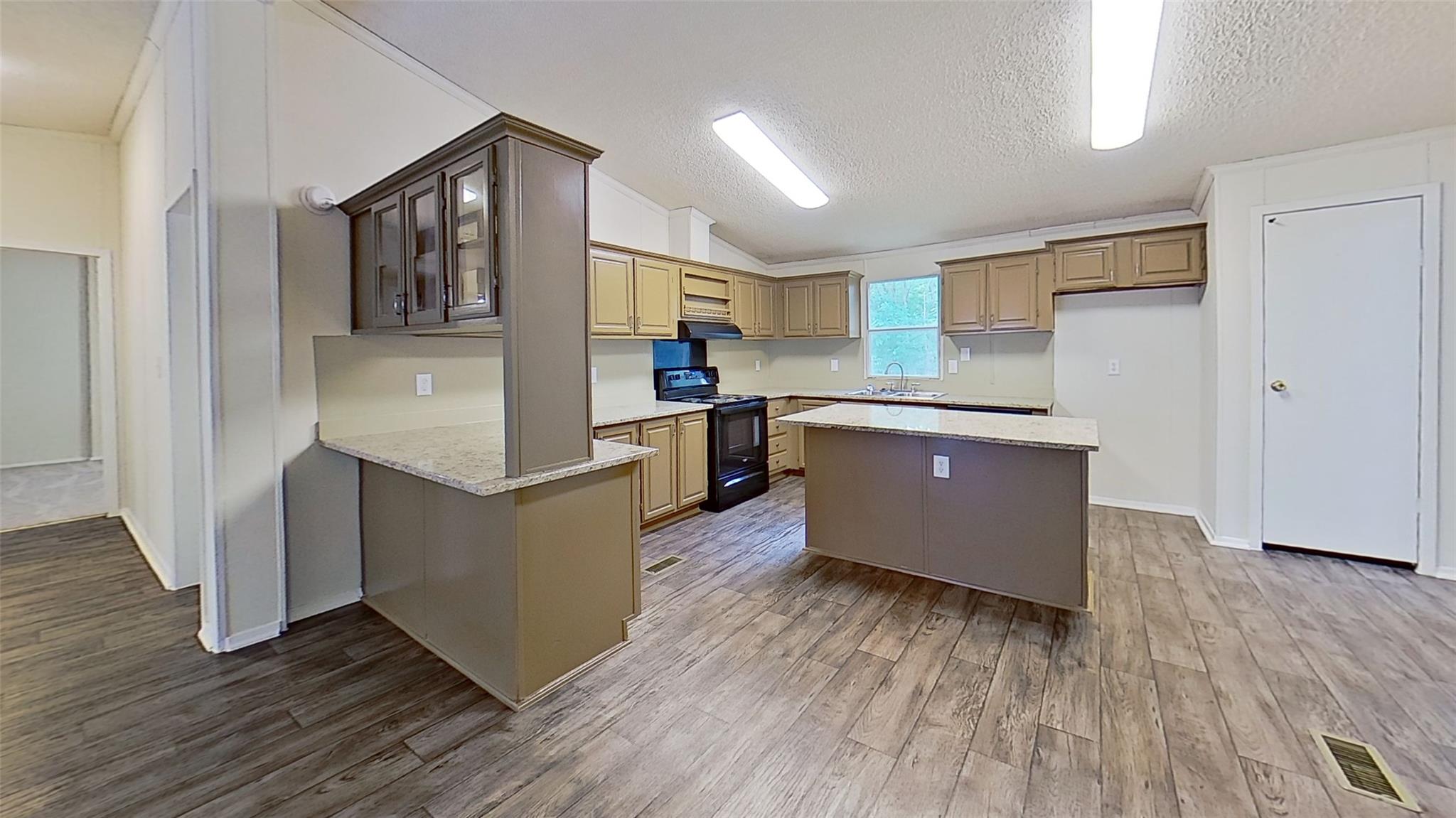 100 County Road 194 None Property Photo 16