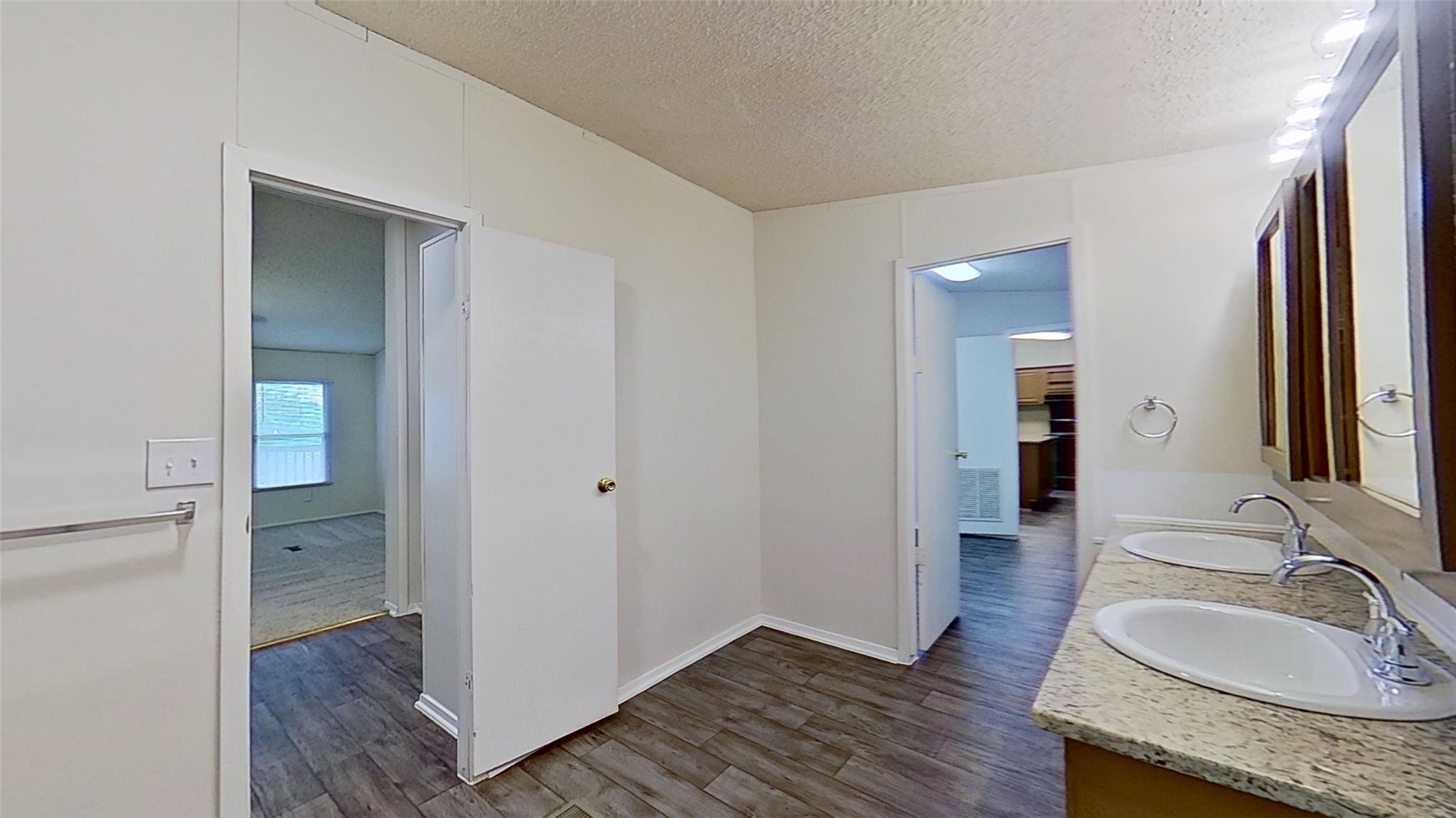 100 County Road 194 None Property Photo 26