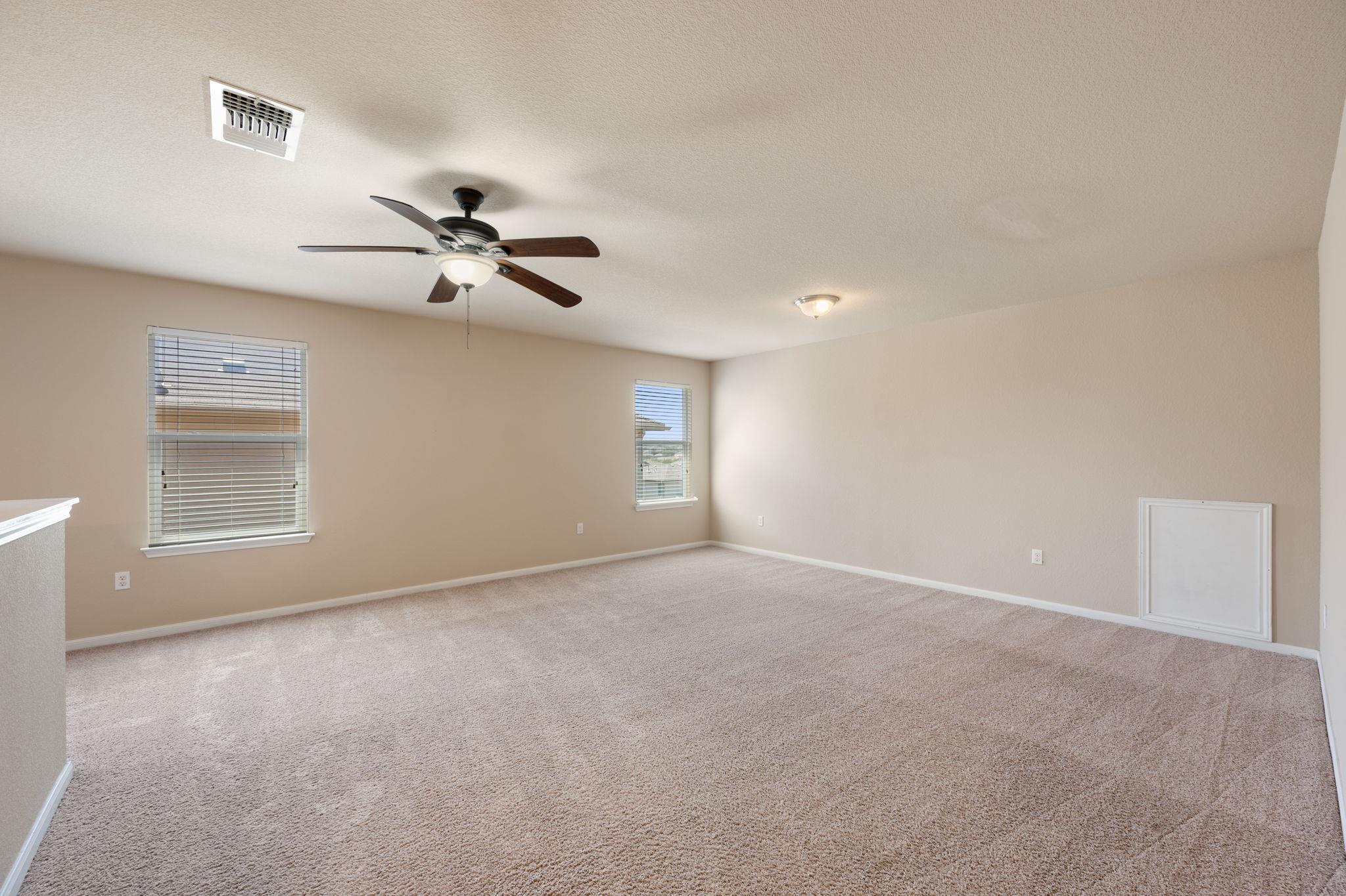 231 Northern Flicker St Property Photo 21