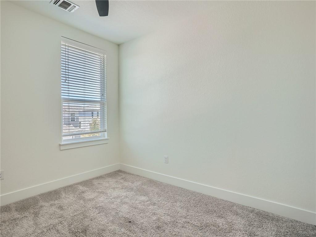 1802 Roseburg Dr Property Photo 17