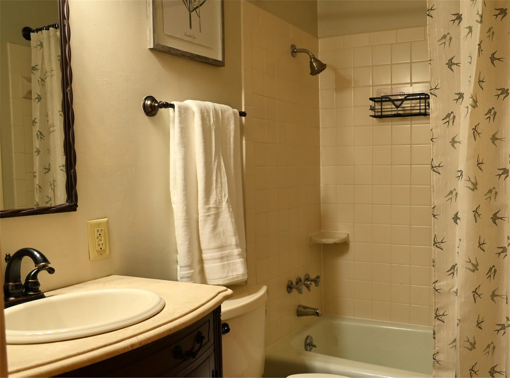 500 E Riverside Dr #224 Property Photo 19
