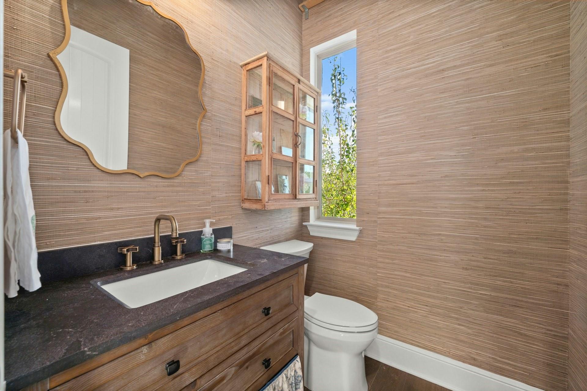 209 Bisset Ct Property Photo 26