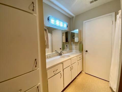 903 The High Rd Property Photo 26