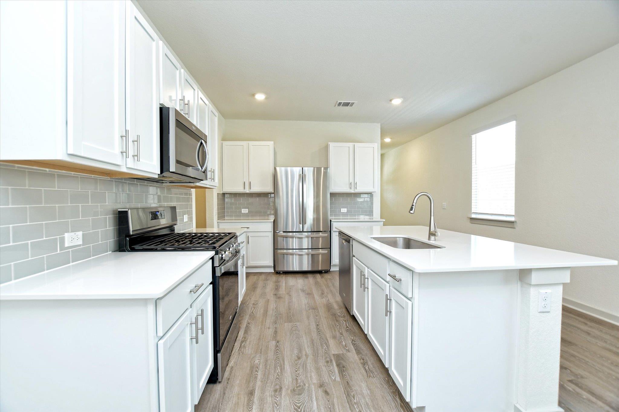 204 Merrick Rd Property Photo 9