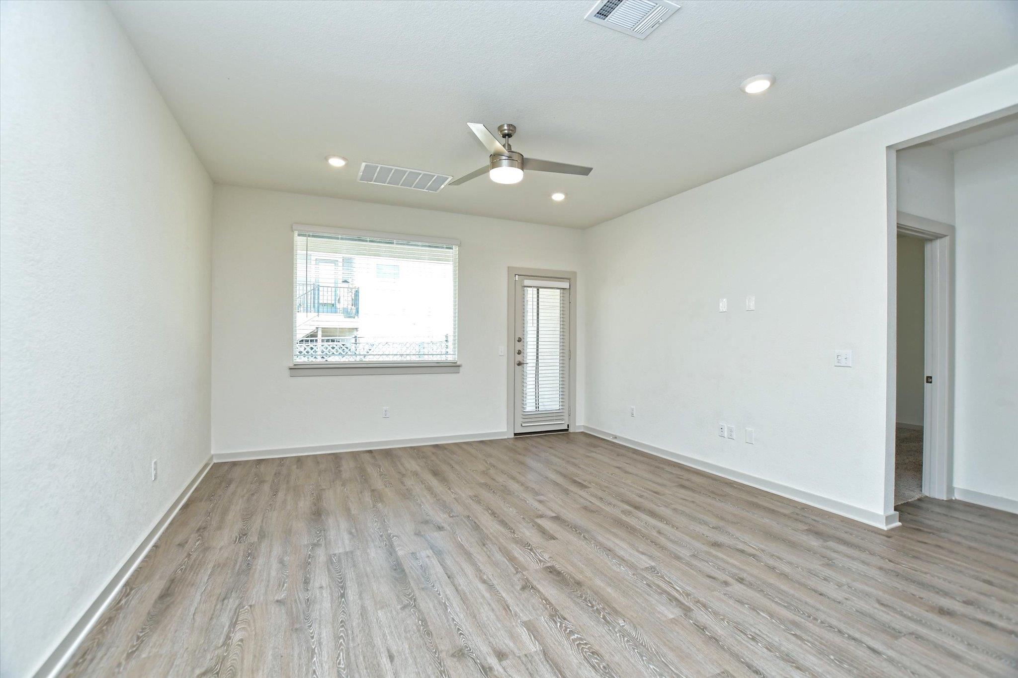 204 Merrick Rd Property Photo 13