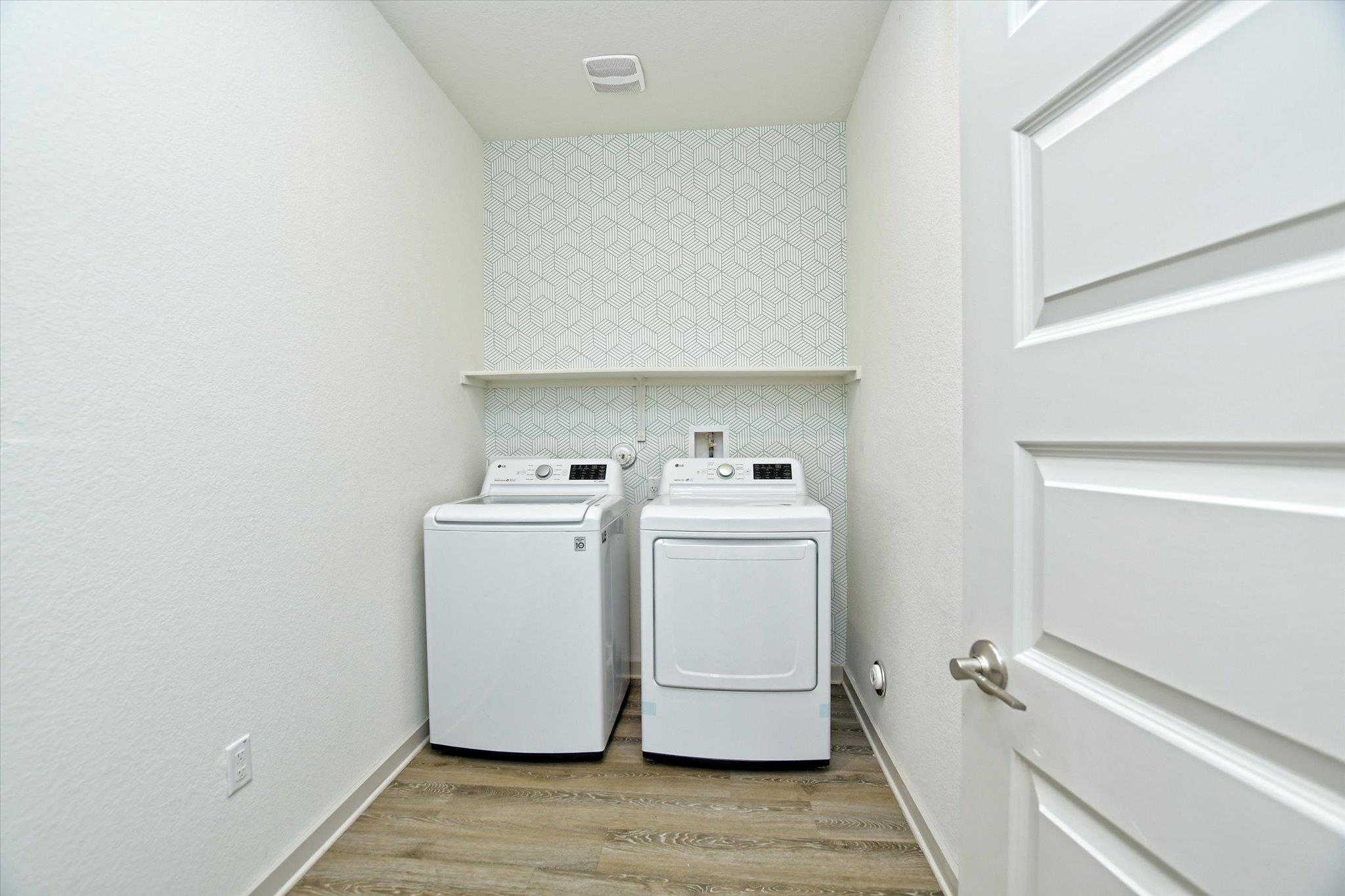 204 Merrick Rd Property Photo 16