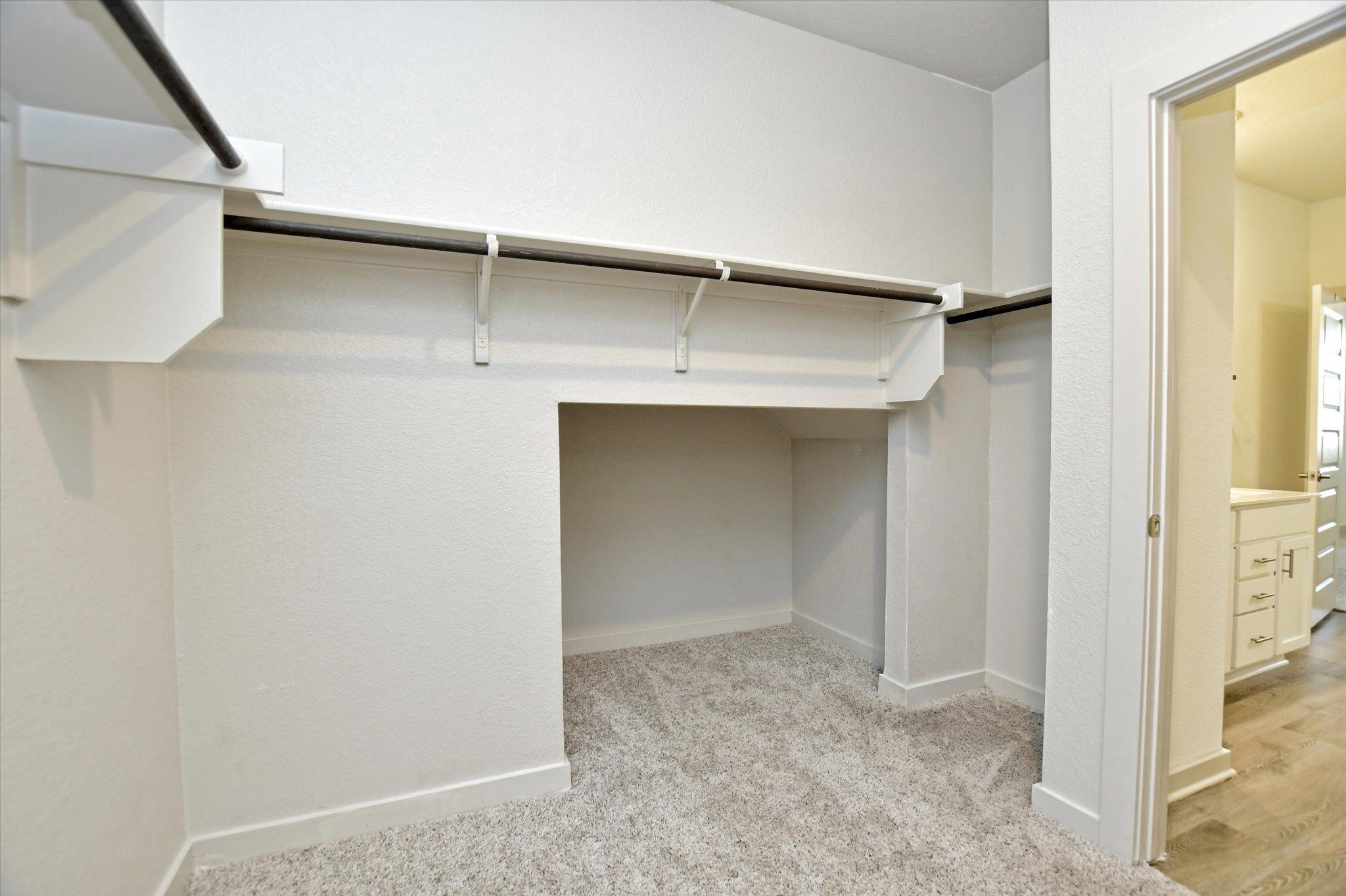 204 Merrick Rd Property Photo 22