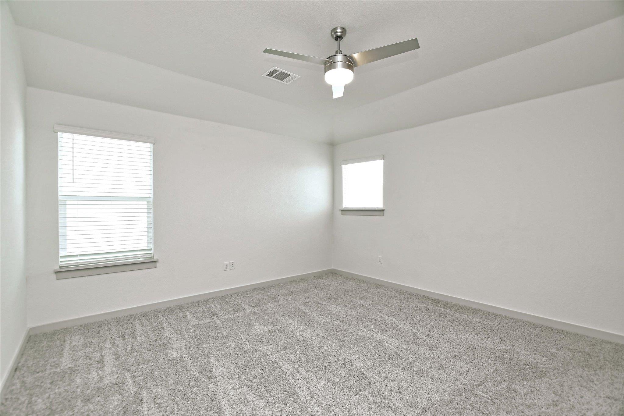 204 Merrick Rd Property Photo 23