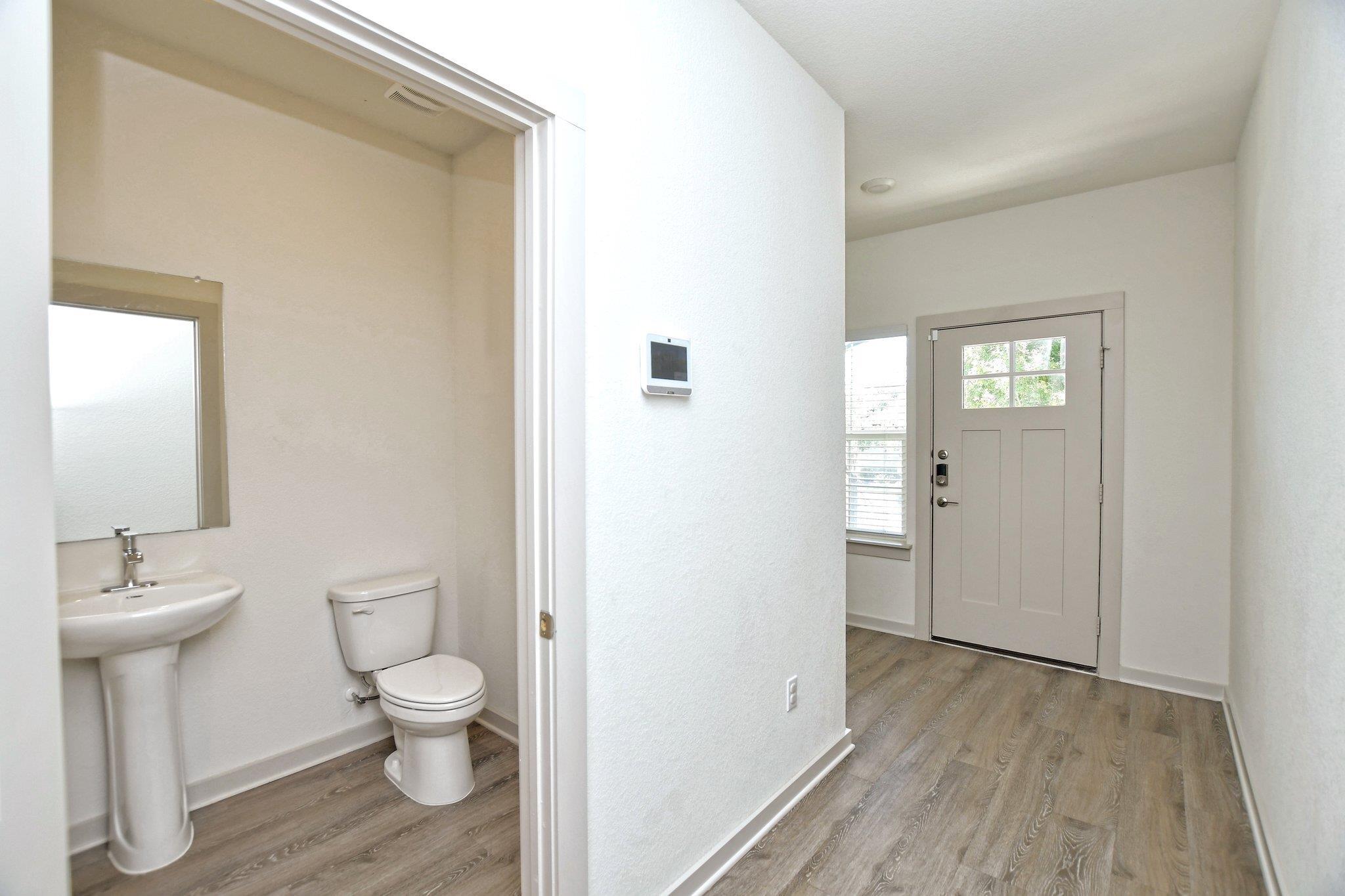 204 Merrick Rd Property Photo 27