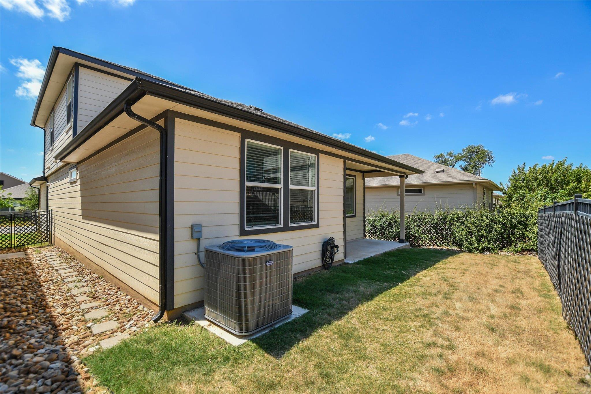 204 Merrick Rd Property Photo 32