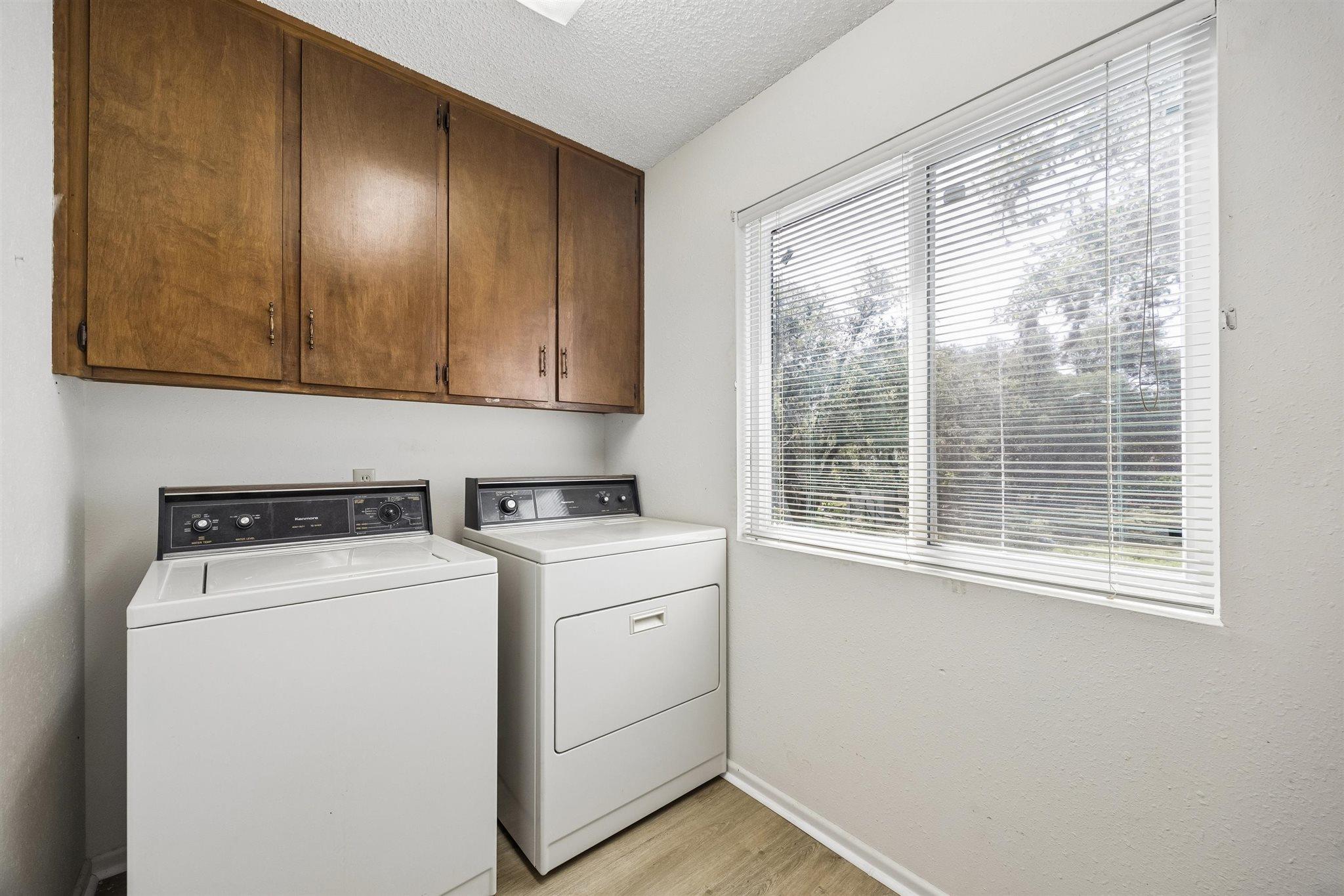 155 Mary Ann Dr Property Photo 17