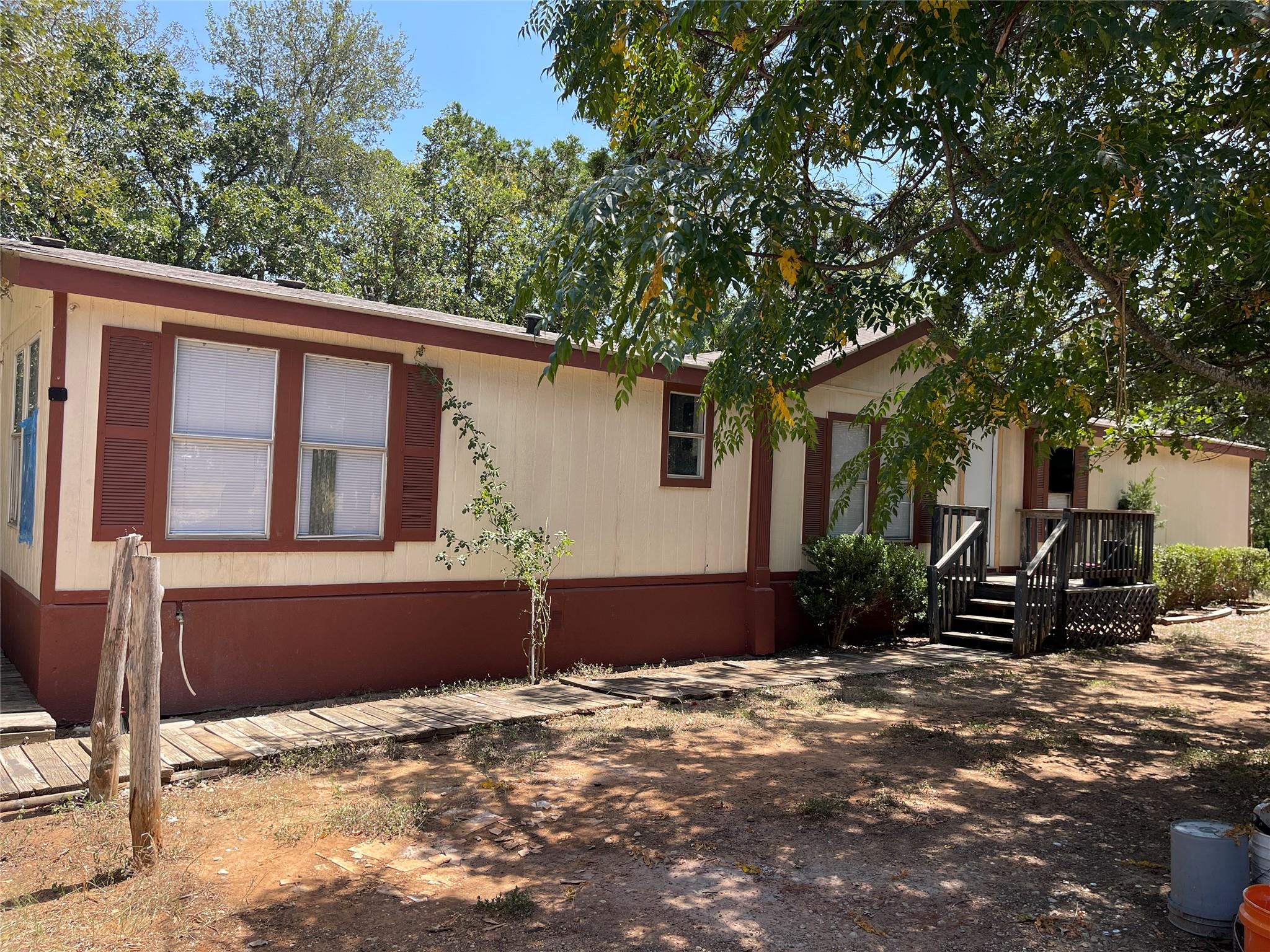 109 High View Ranch Dr Property Photo 1