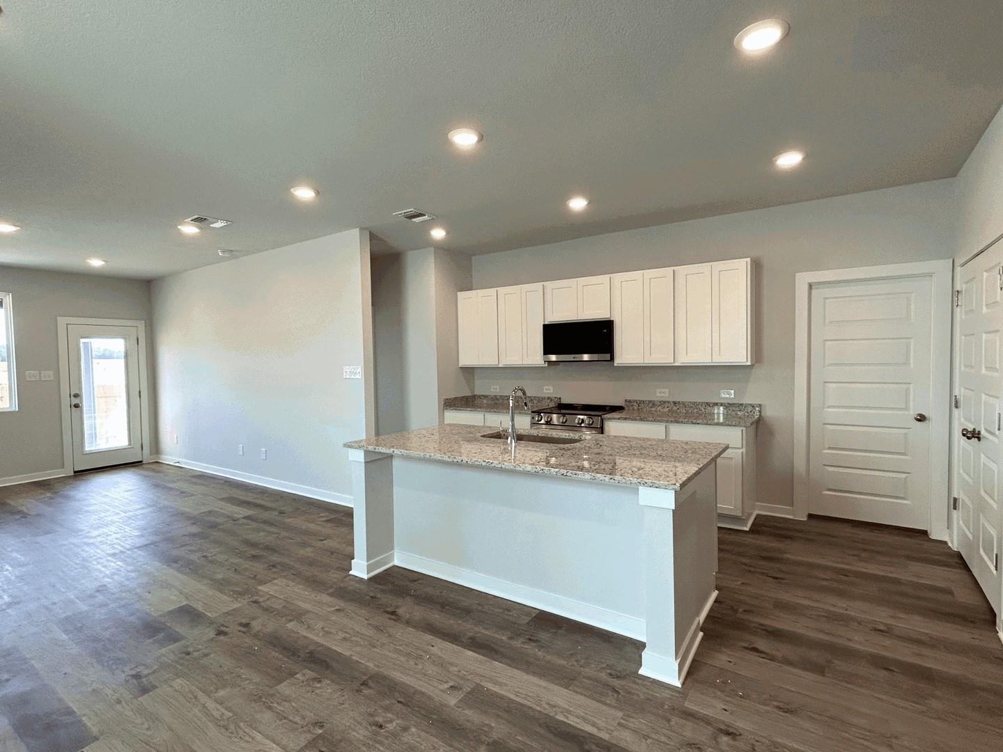 240 Firefox Way Property Photo 7