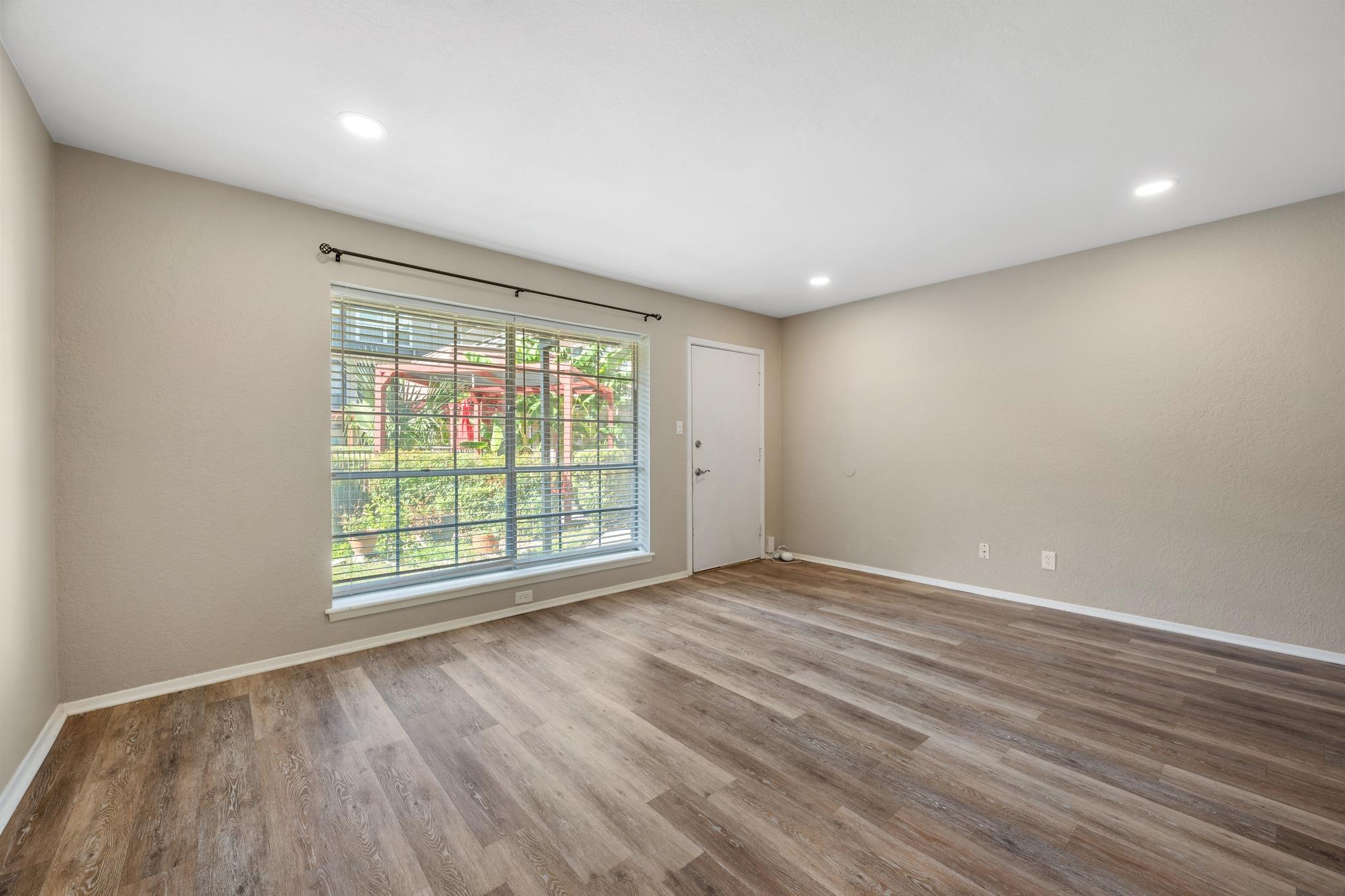 2425 Ashdale Dr #29 Property Photo 11
