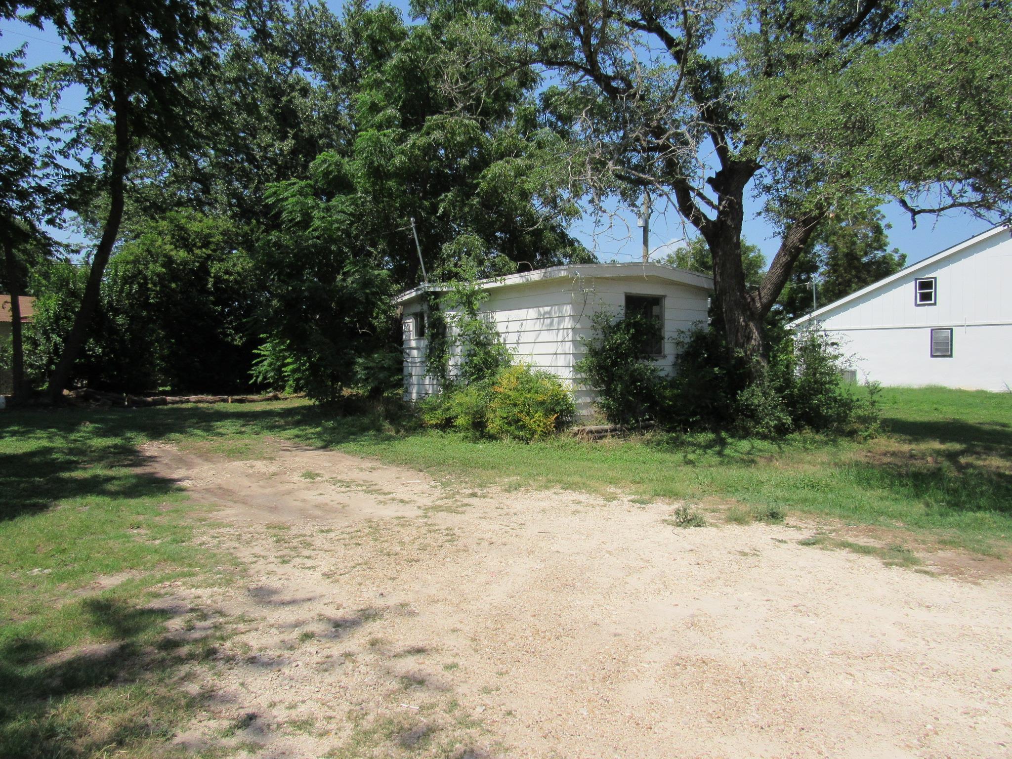3700 Mountain Oak Ln Property Photo 2