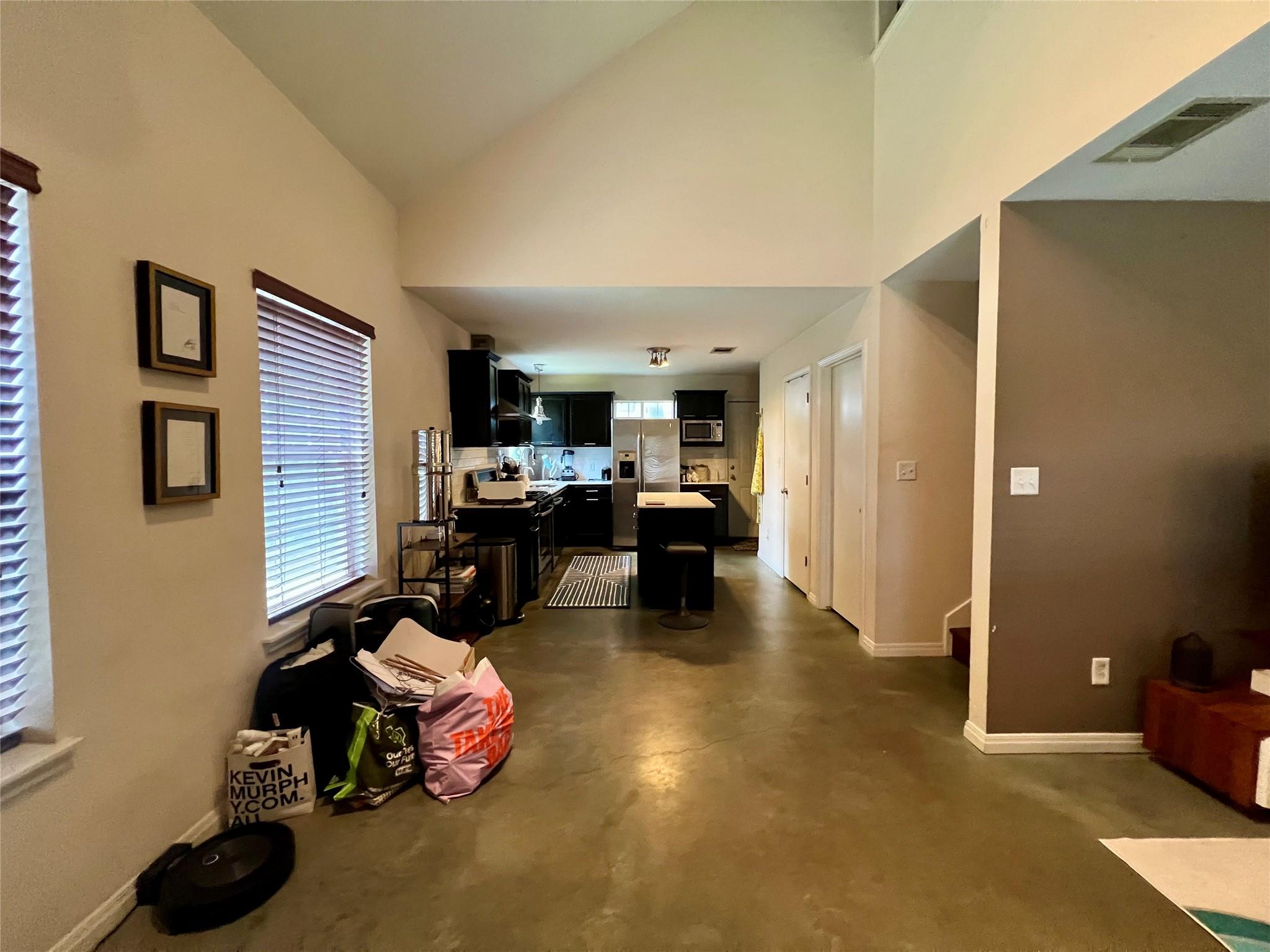2409 Santa Rosa St Property Photo 10