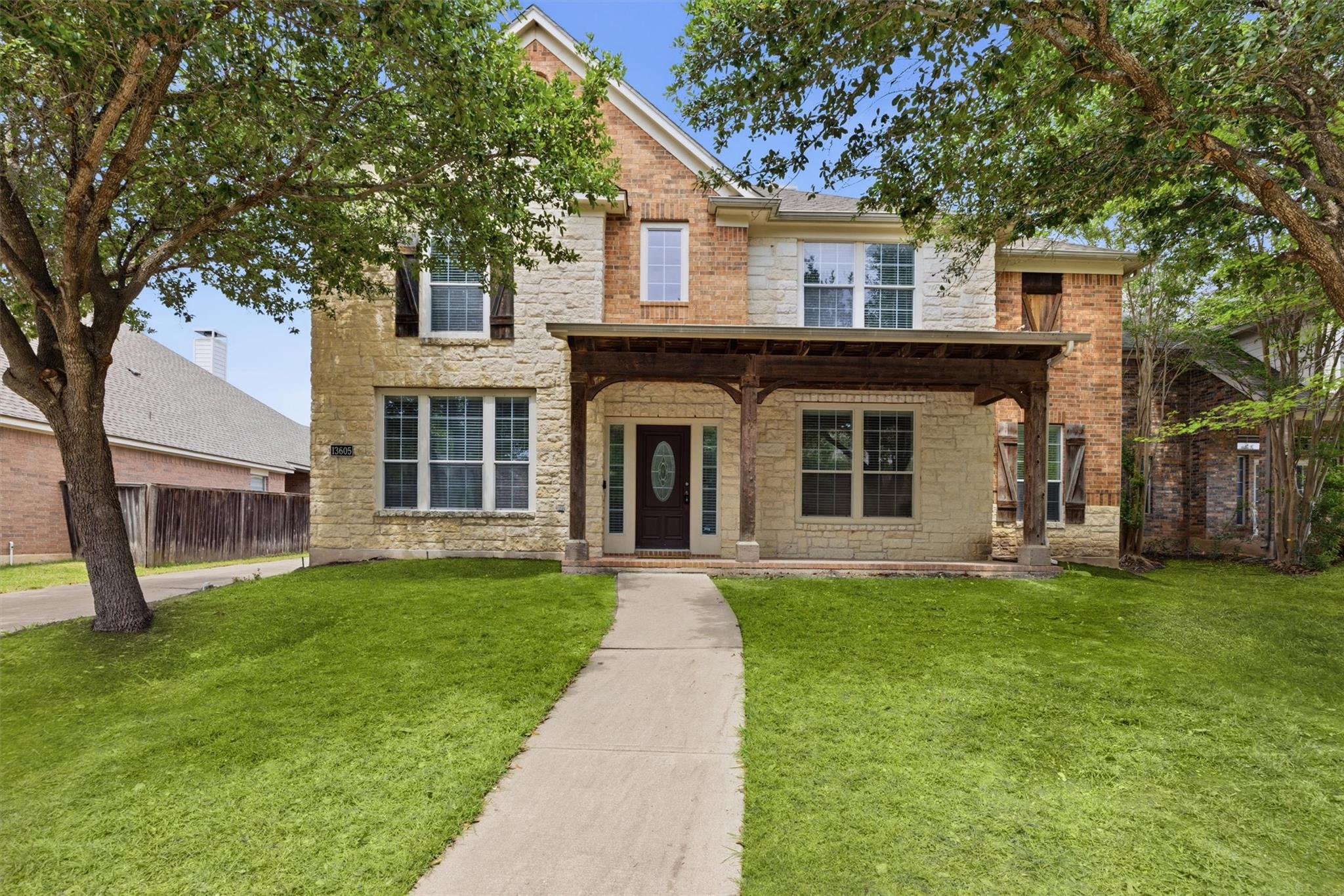 13605 Amber Dawn Ct Property Photo 1