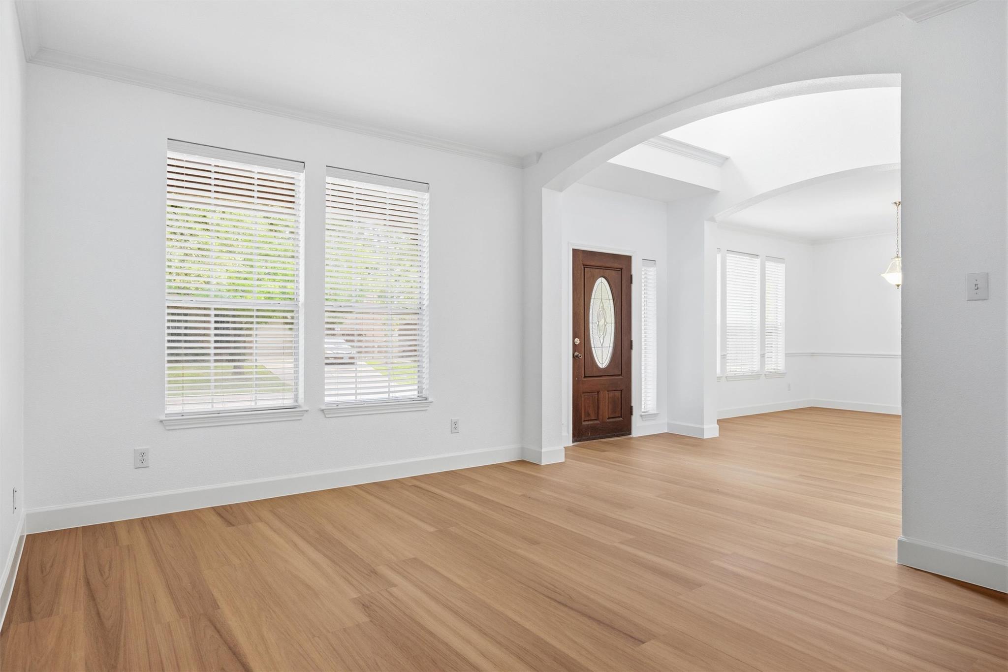 13605 Amber Dawn Ct Property Photo 5