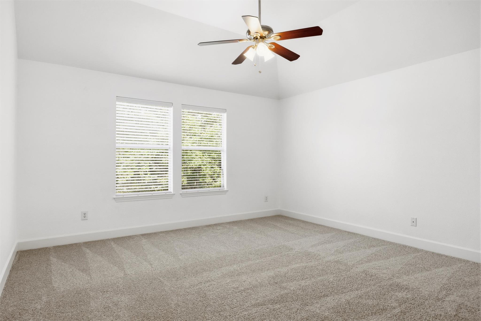 13605 Amber Dawn Ct Property Photo 29