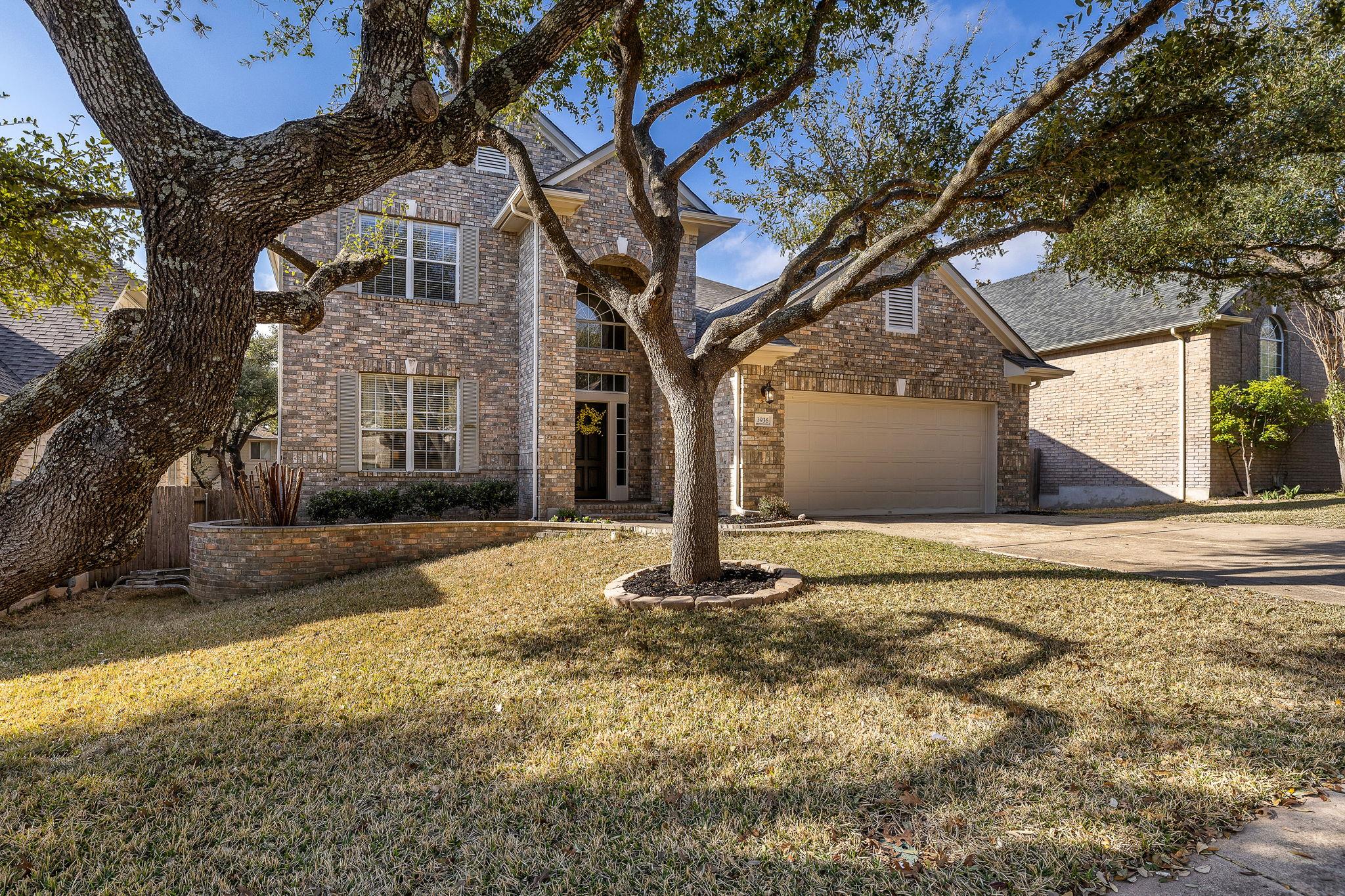 3936 Lord Byron Cir Property Photo
