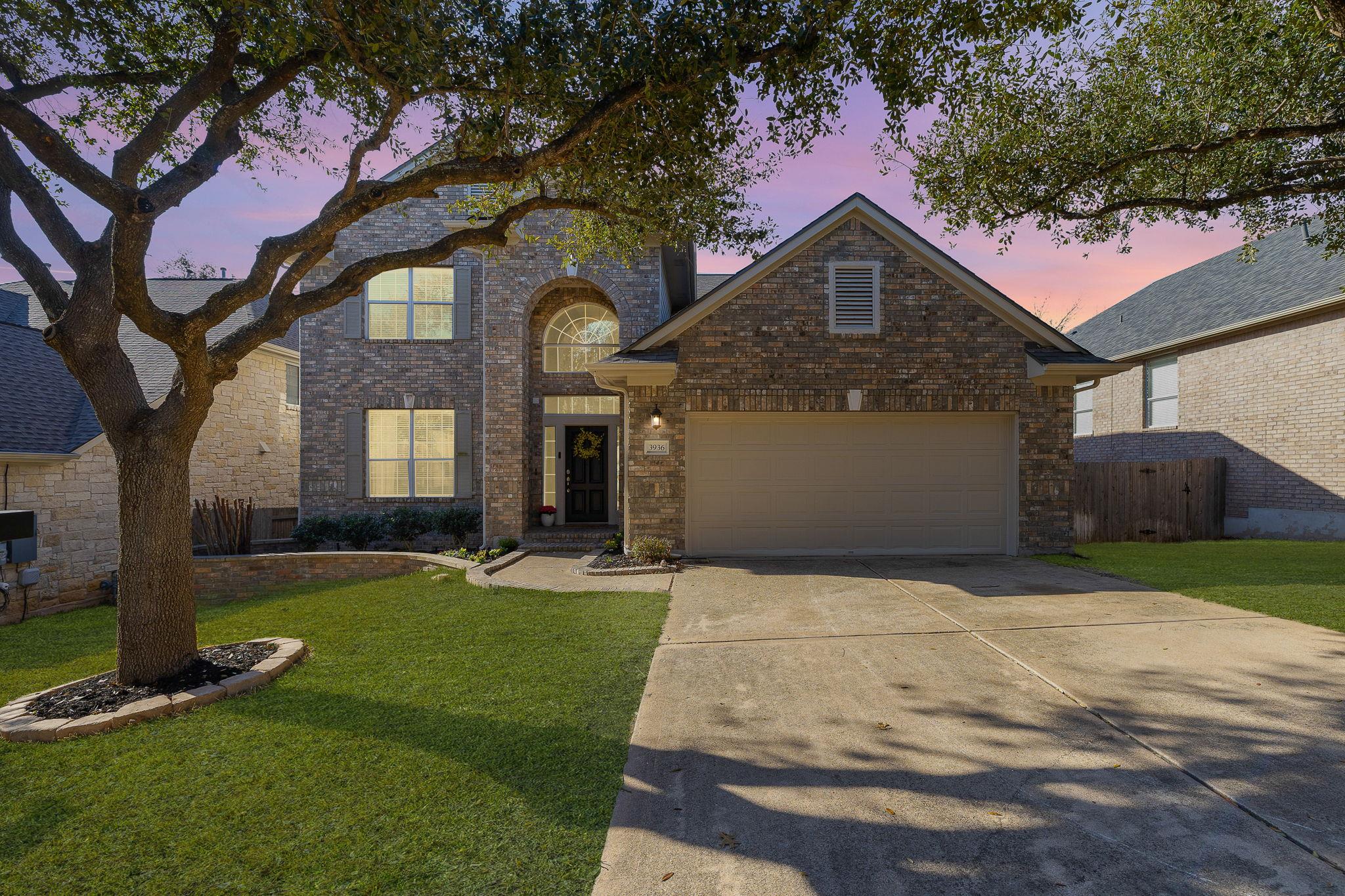 3936 Lord Byron Cir Property Photo 1