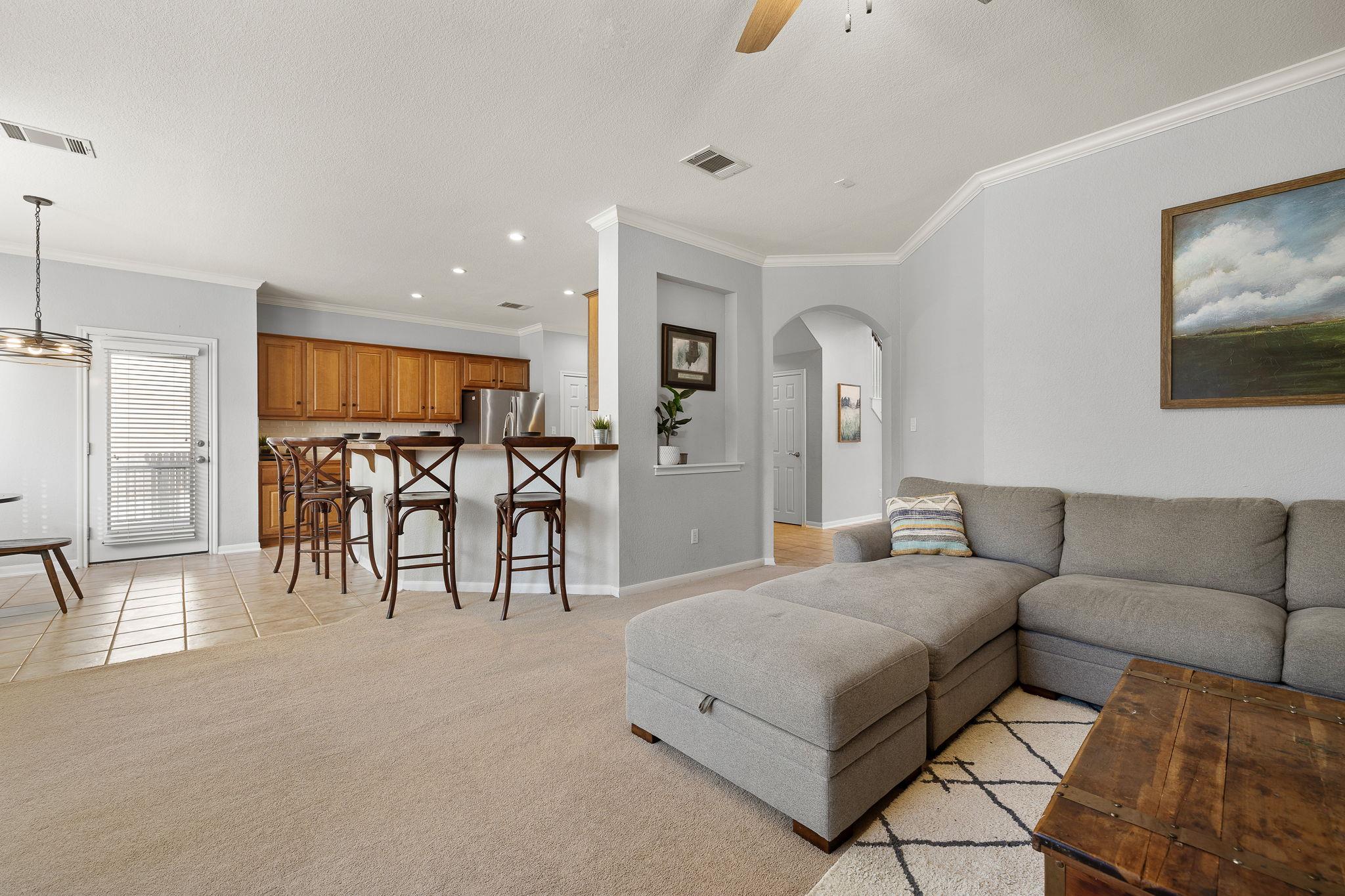 3936 Lord Byron Cir Property Photo 10