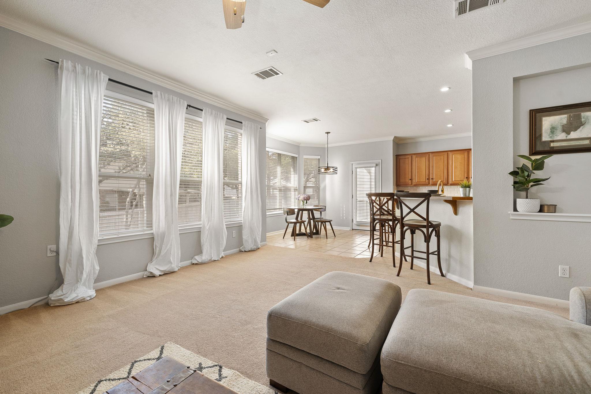 3936 Lord Byron Cir Property Photo 11