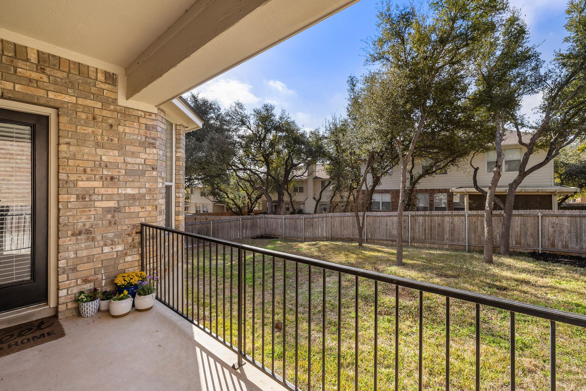 3936 Lord Byron Cir Property Photo 36