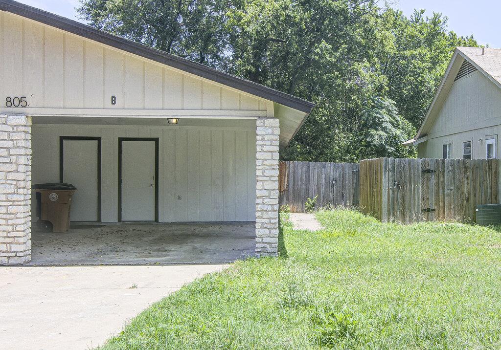 805 Sirocco Dr #b Property Photo 1