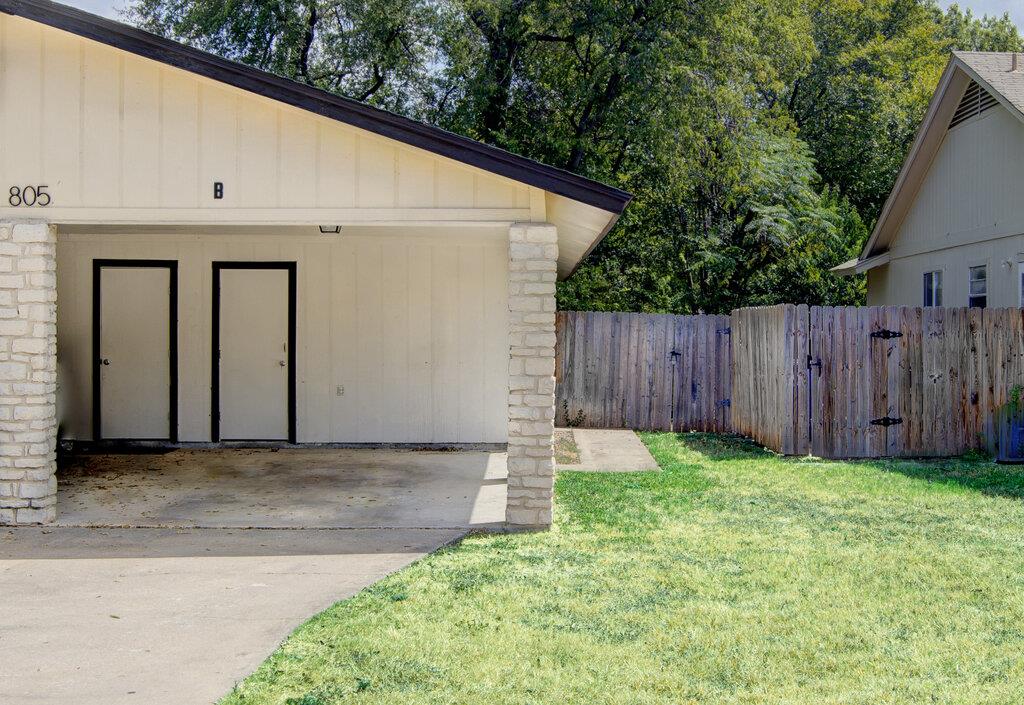 805 Sirocco Dr #B Property Photo 1