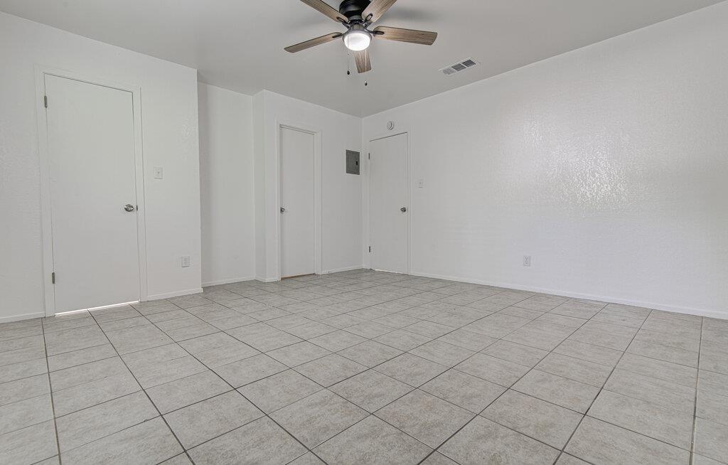 805 Sirocco Dr #b Property Photo 15