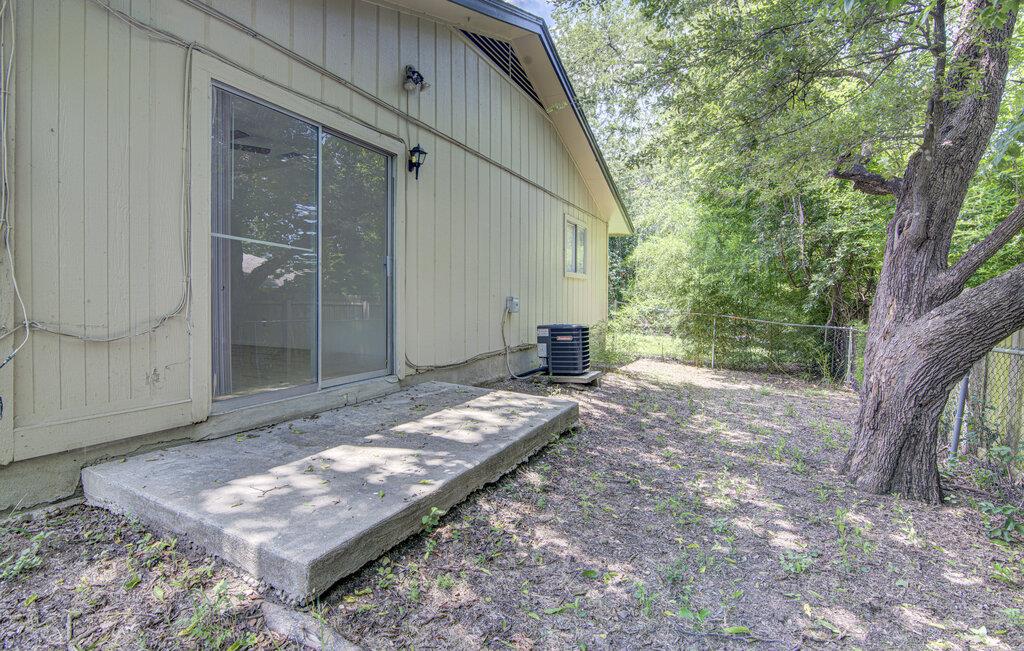 805 Sirocco Dr #b Property Photo 19