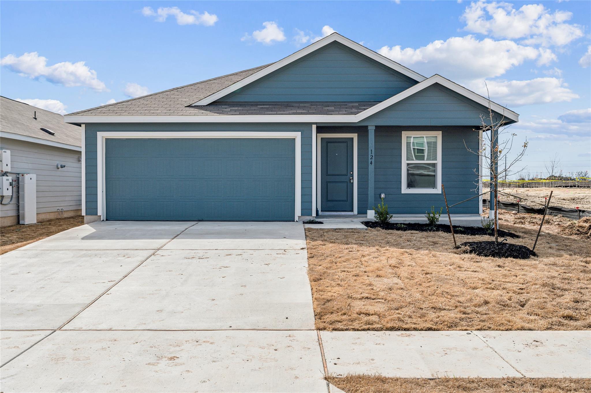 124 Little Sparklers Loop Property Photo