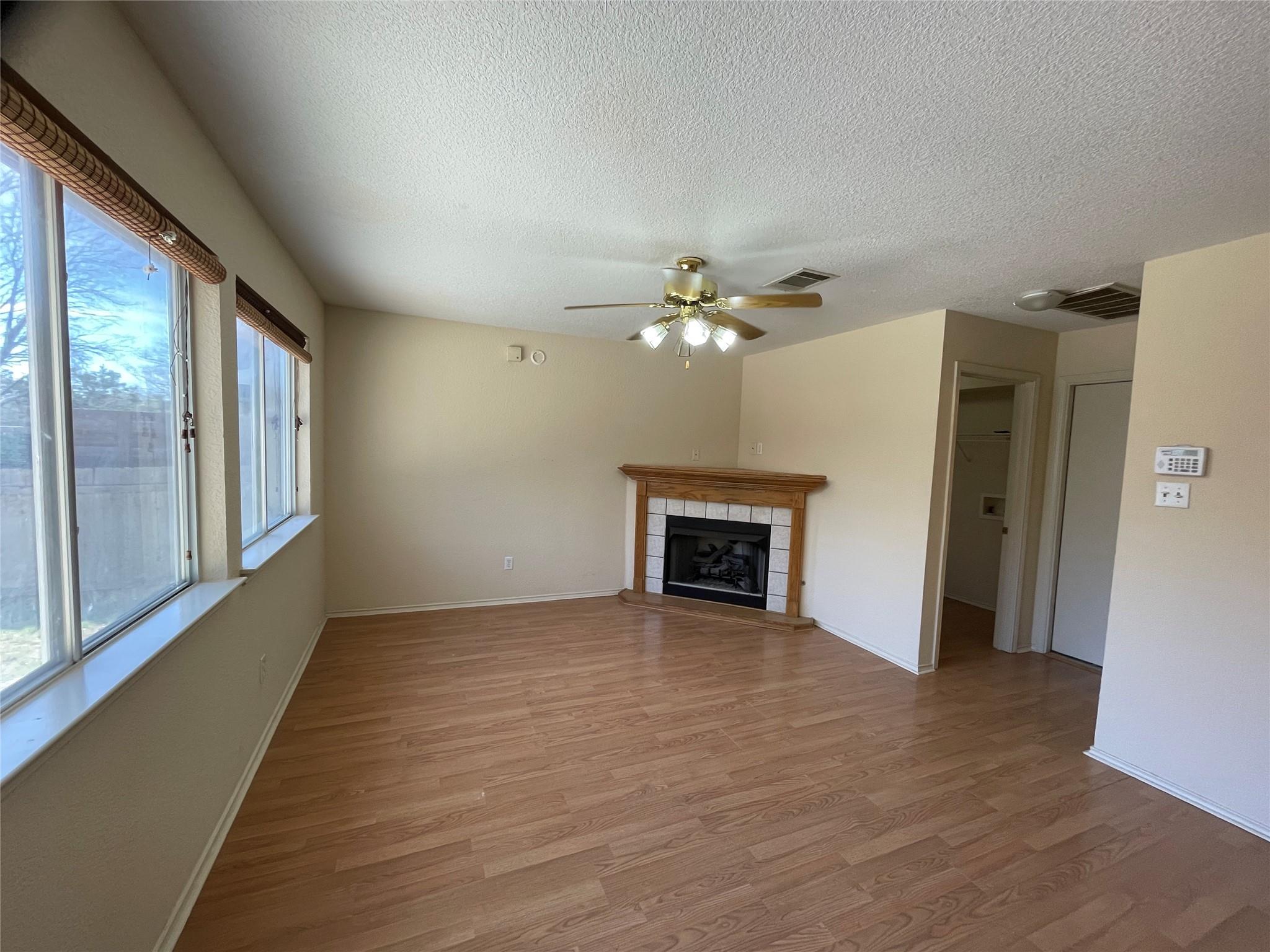3311 Cave Dome Path Property Photo 5