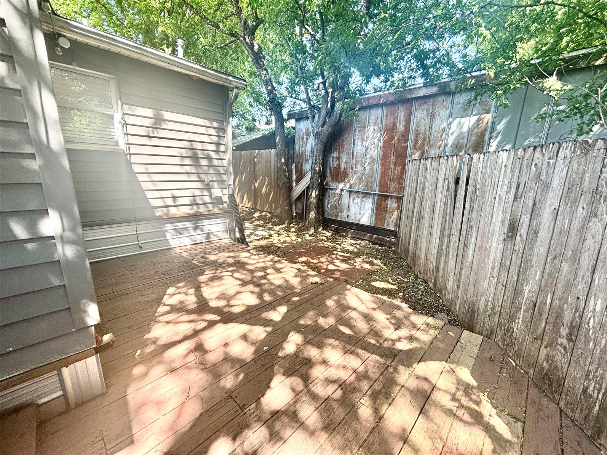 2917 E 12 Th Unit B St #b Property Photo 21