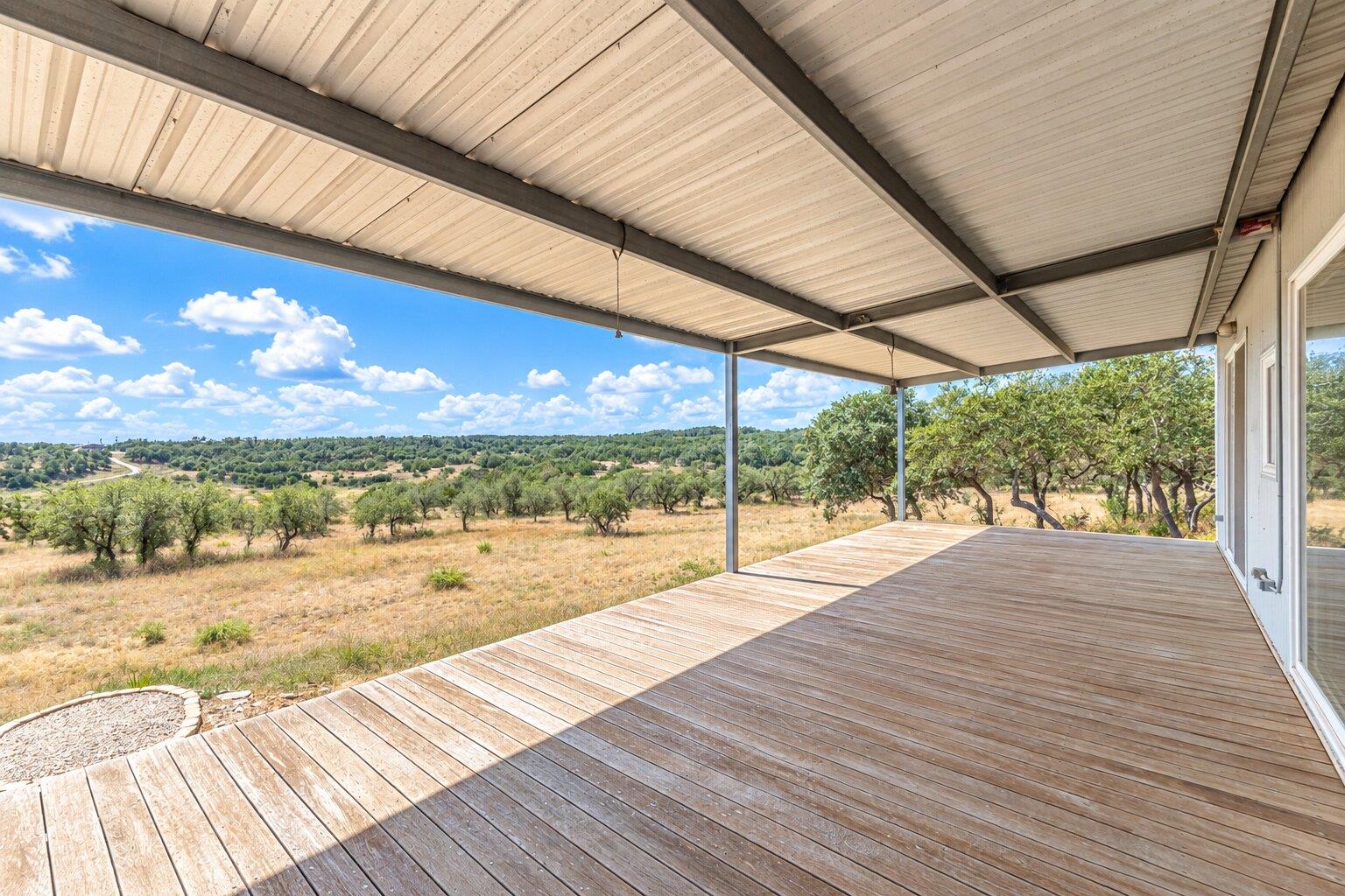 815 Wegener Trl Property Photo 4