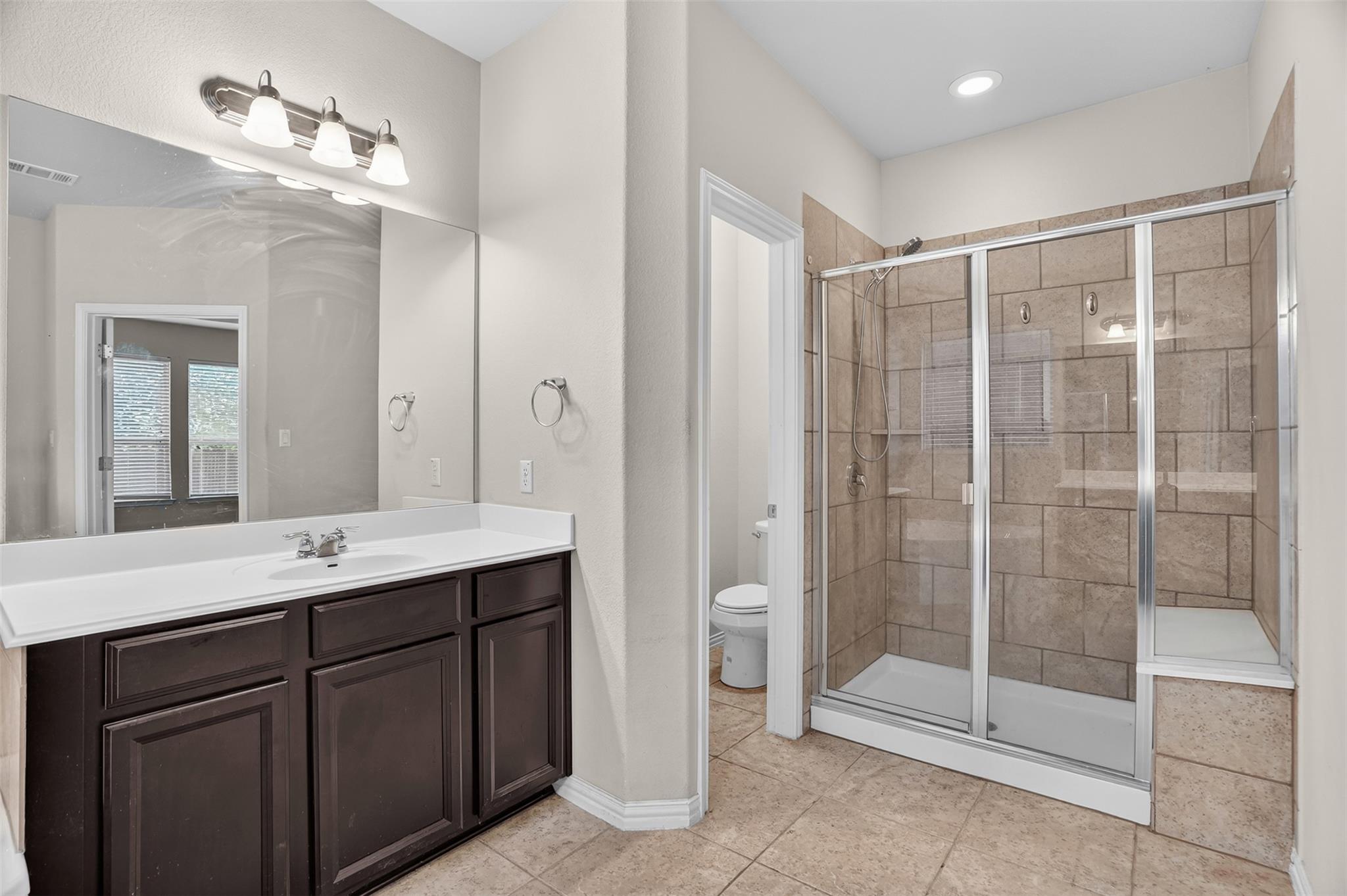 401 Daniel Xing Property Photo 15
