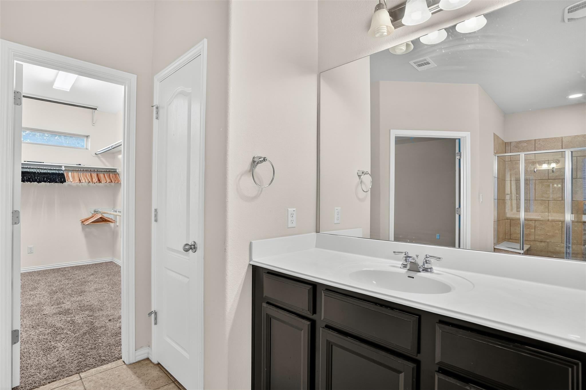 401 Daniel Xing Property Photo 16
