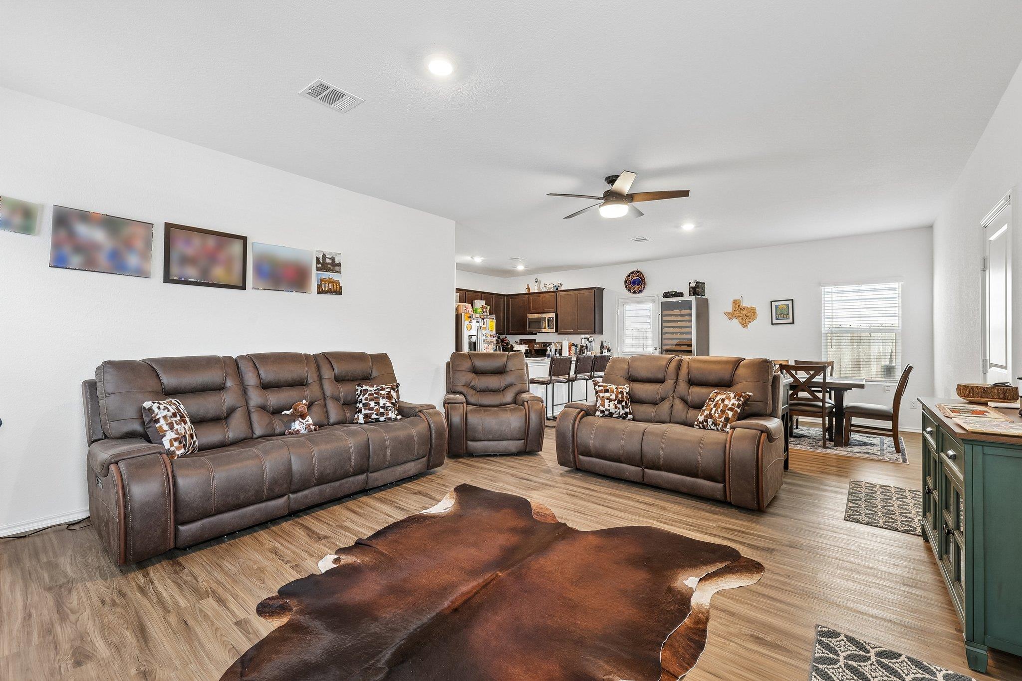 1204 Cattail Ln Property Photo 6