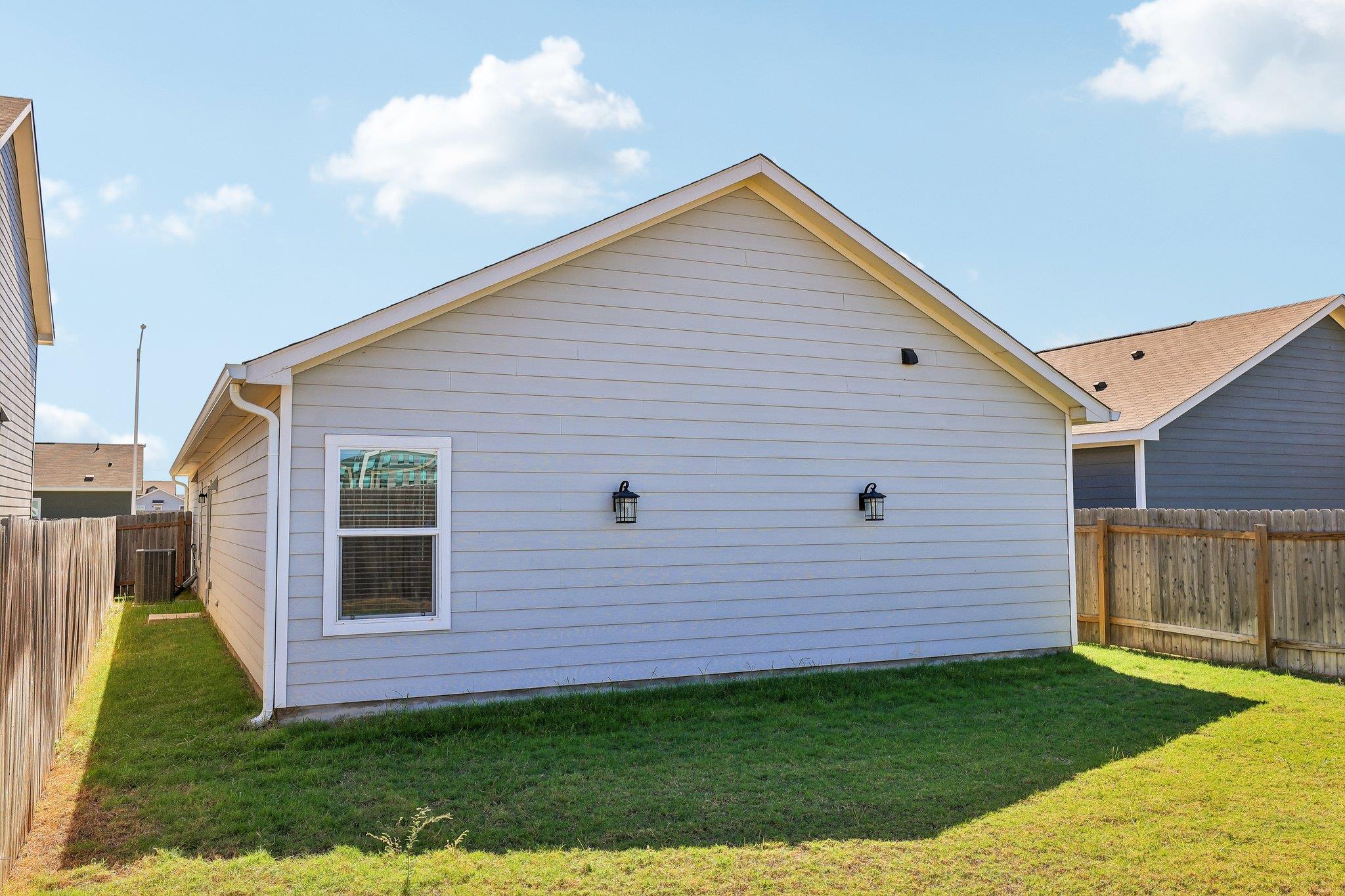 1204 Cattail Ln Property Photo 27