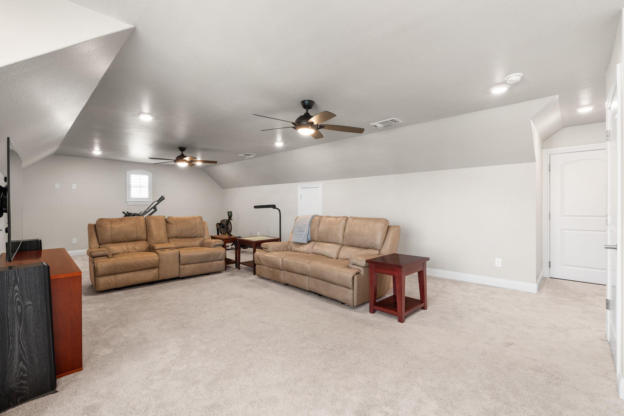 1134 Woodpark Ln Property Photo 25