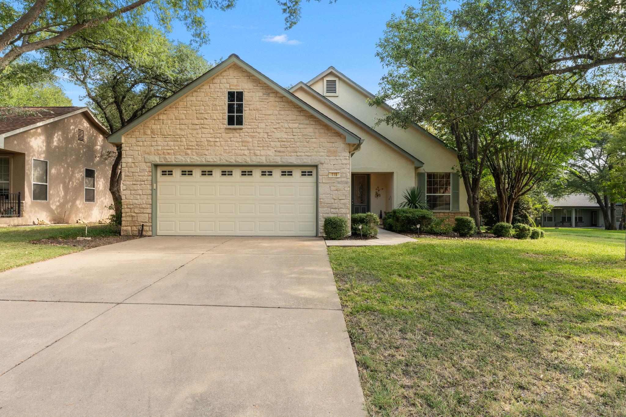 115 Ruellia Dr Property Photo 1