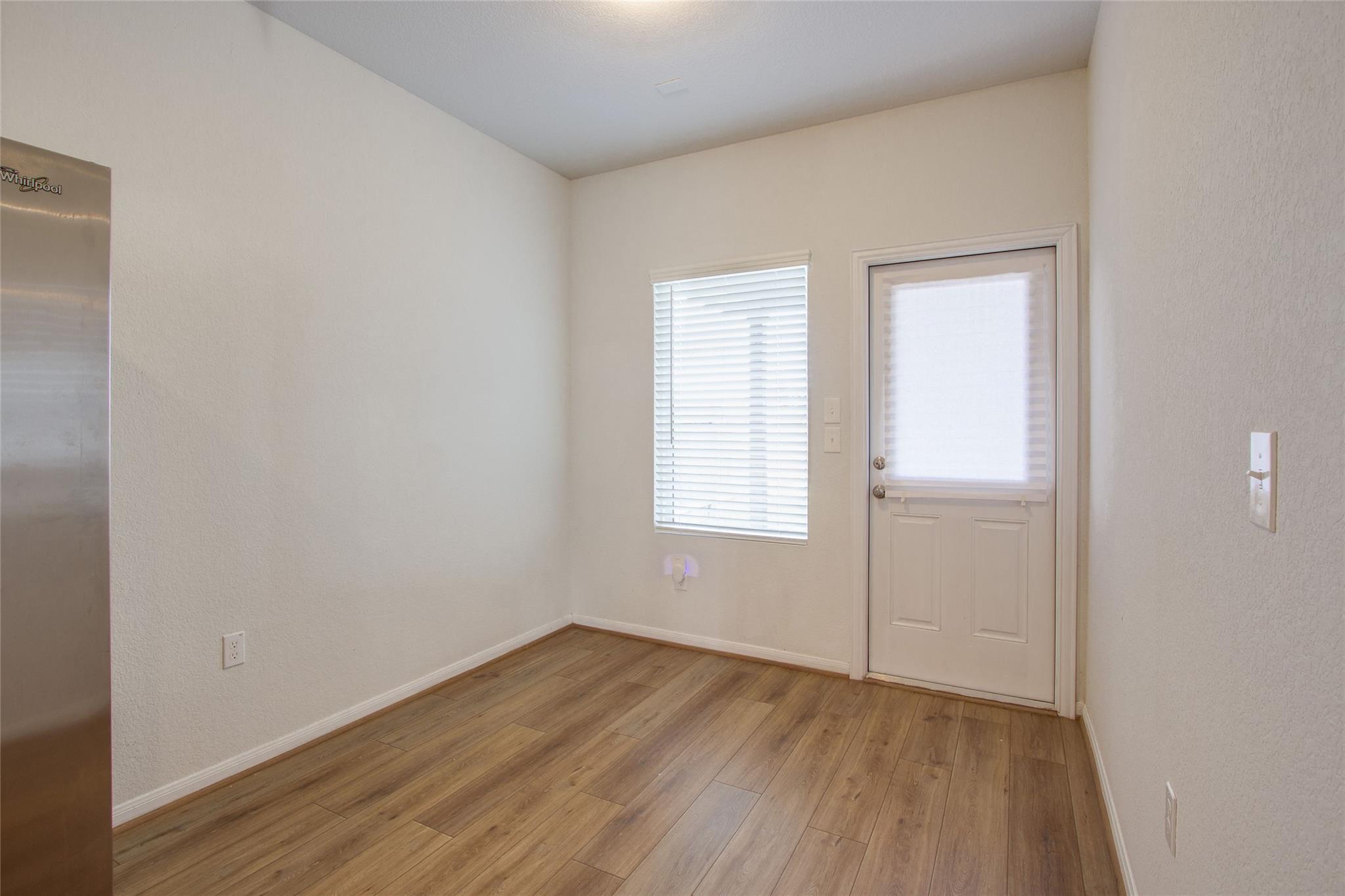 324 Kenai Dr Dr Property Photo 4