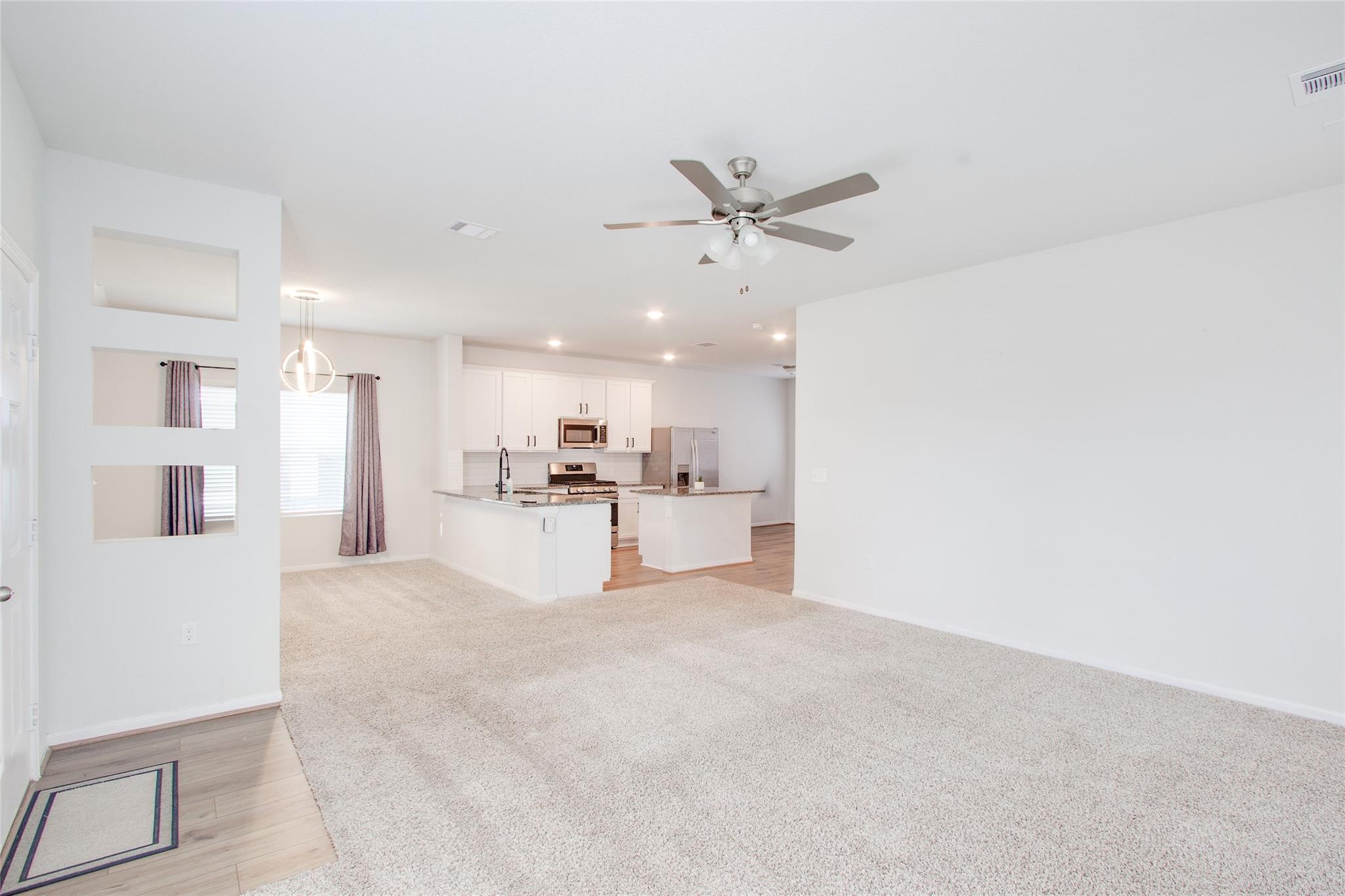 324 Kenai Dr Dr Property Photo 5